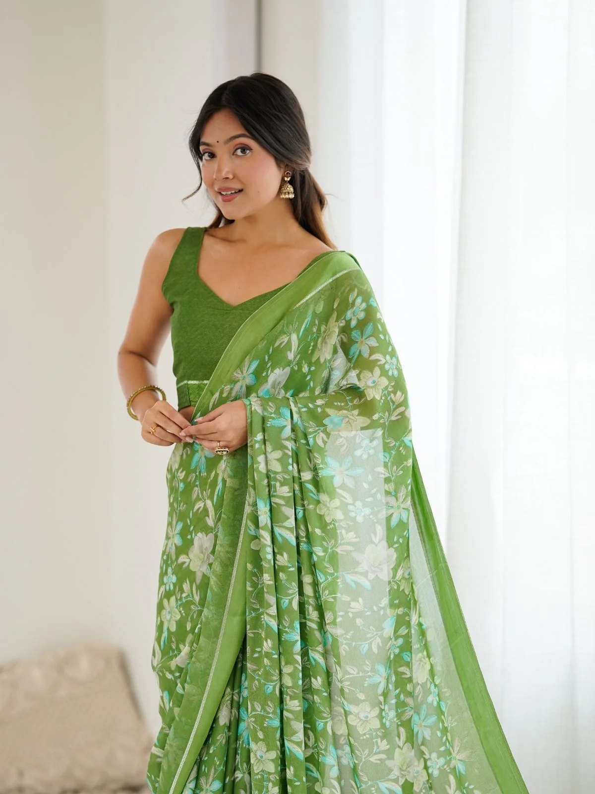 Odette Green Georgette Printed Saree For Women - Image 4
