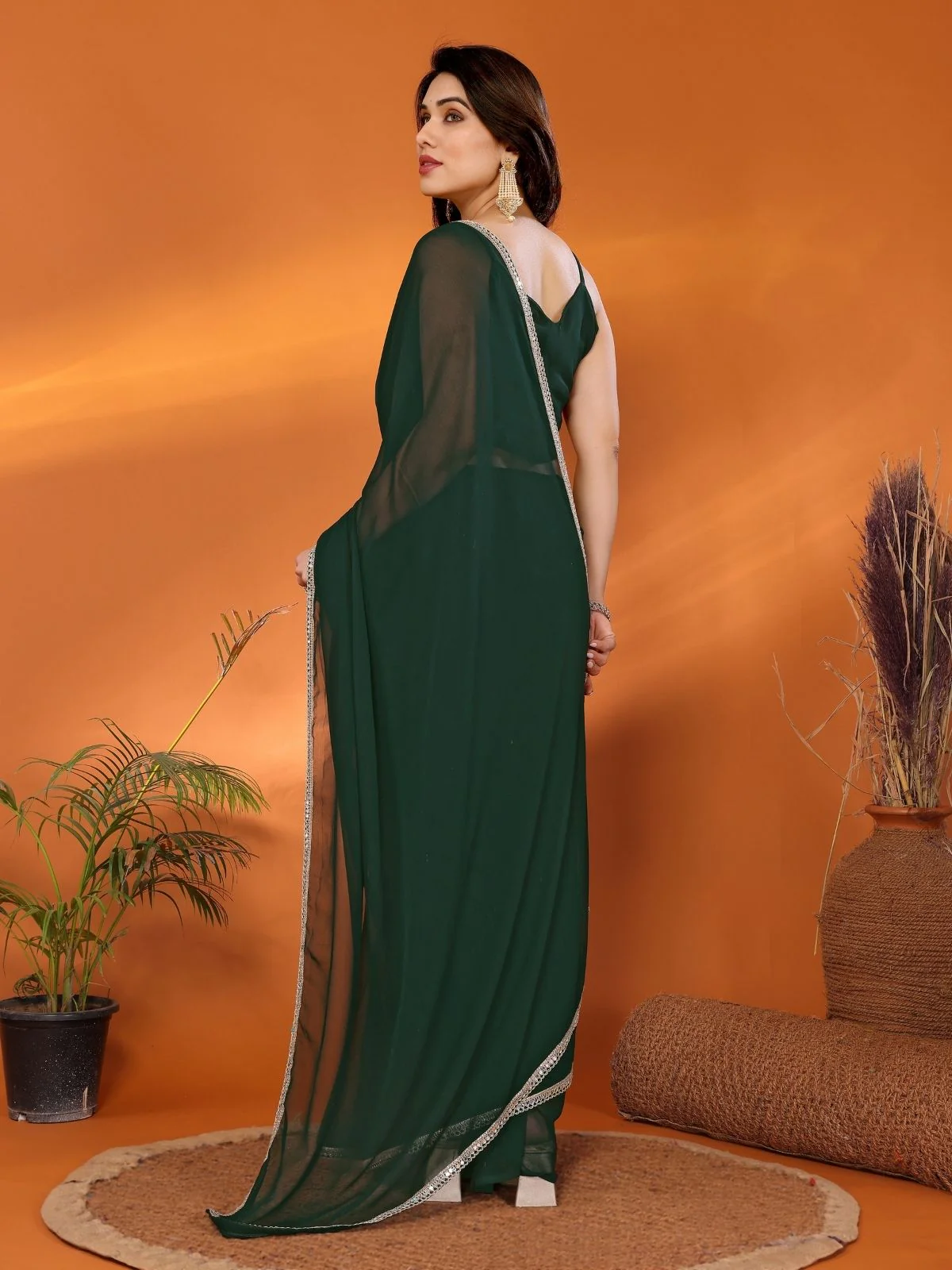 Odette Green Georgette Printed Saree For Women - Image 3