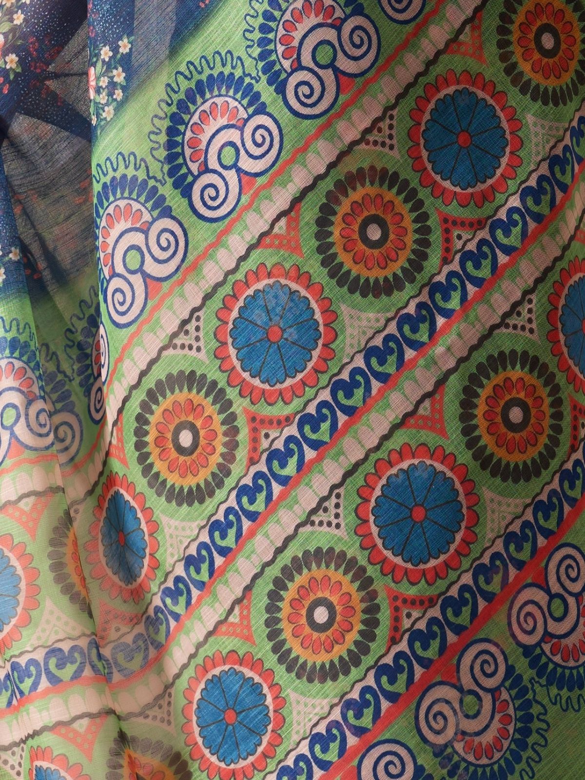 Odette Green Linen Cotton Printed Saree For Women - Image 5