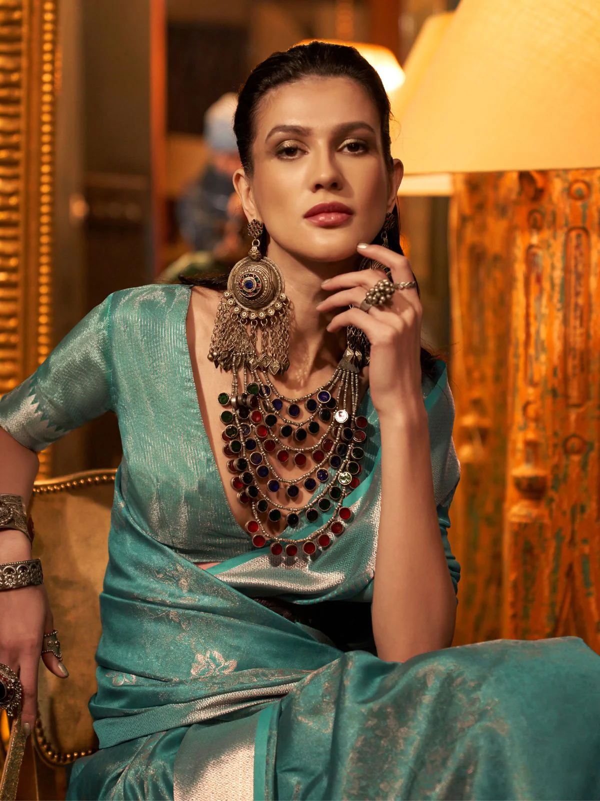 Odette Green Organza Woven Saree With Unstitched Blouse For Women - Image 2