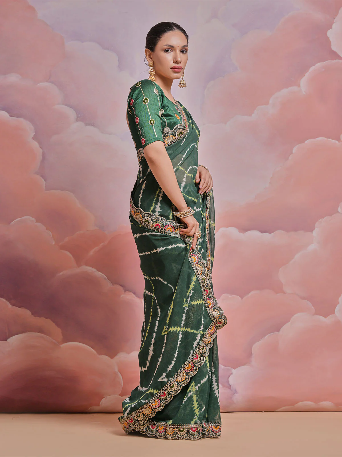 Odette Green Printed Georgette Saree With Unstitched Blouse For Women - Image 3