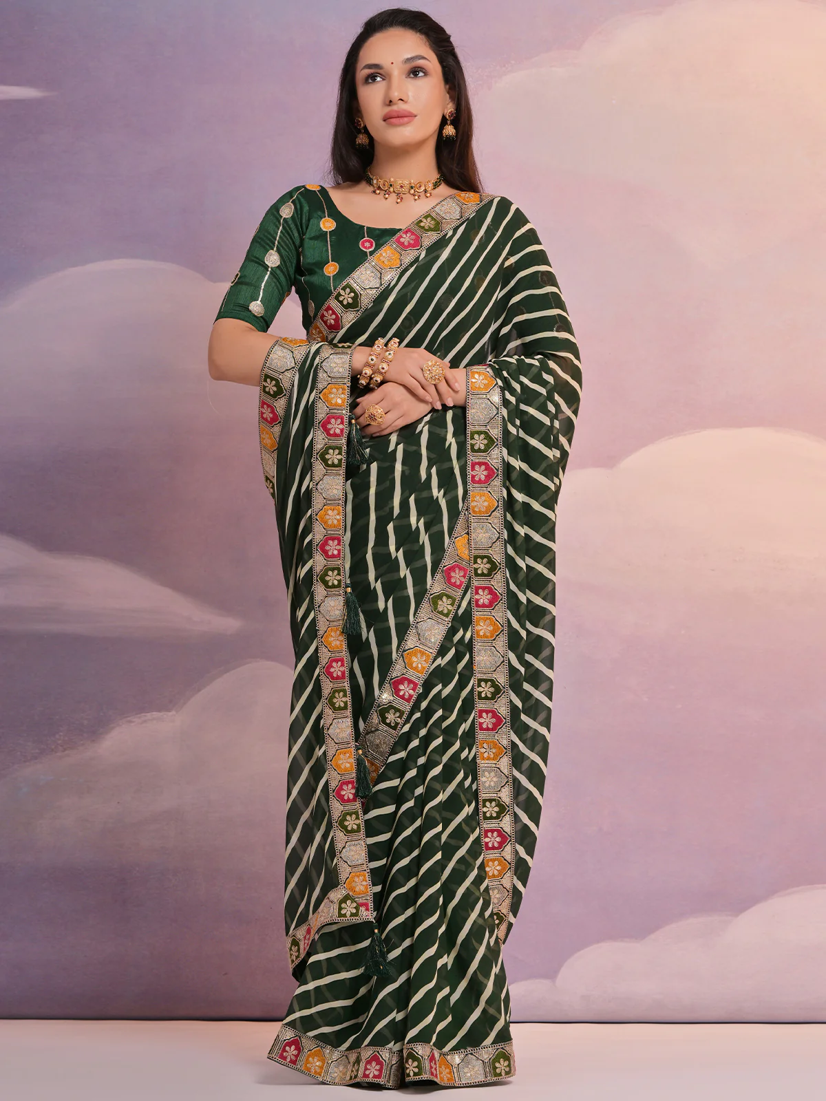 Odette Green Printed Georgette Saree With Unstitched Blouse For Women - Image 3