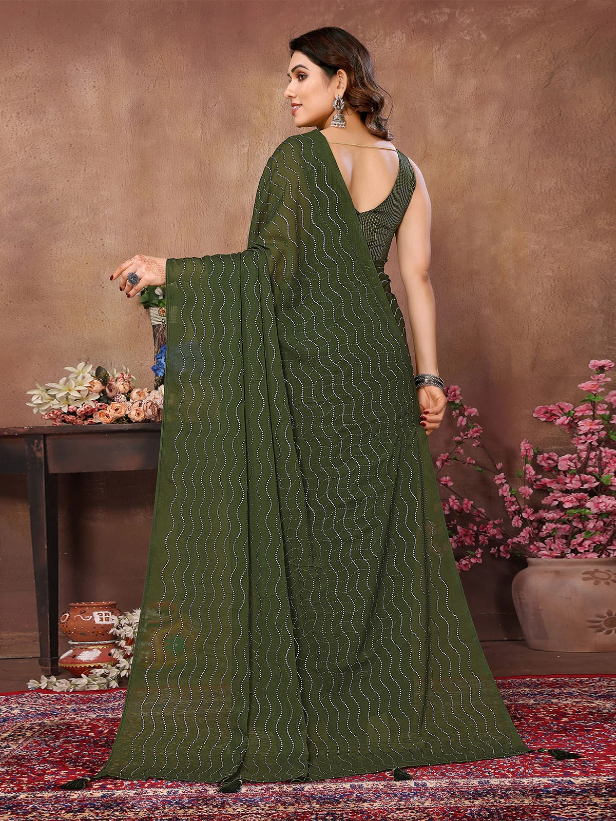 Odette Green Silk Blend Embellished Saree With Unstitched Blouse For Women - Image 3
