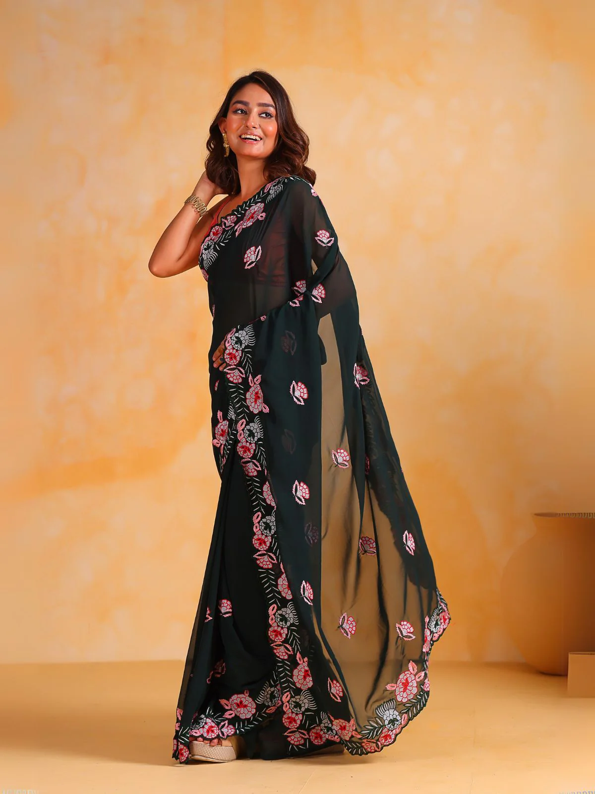 Odette Green Silk Blend Embroidered Saree With Unstitched Blouse For Women - Image 2