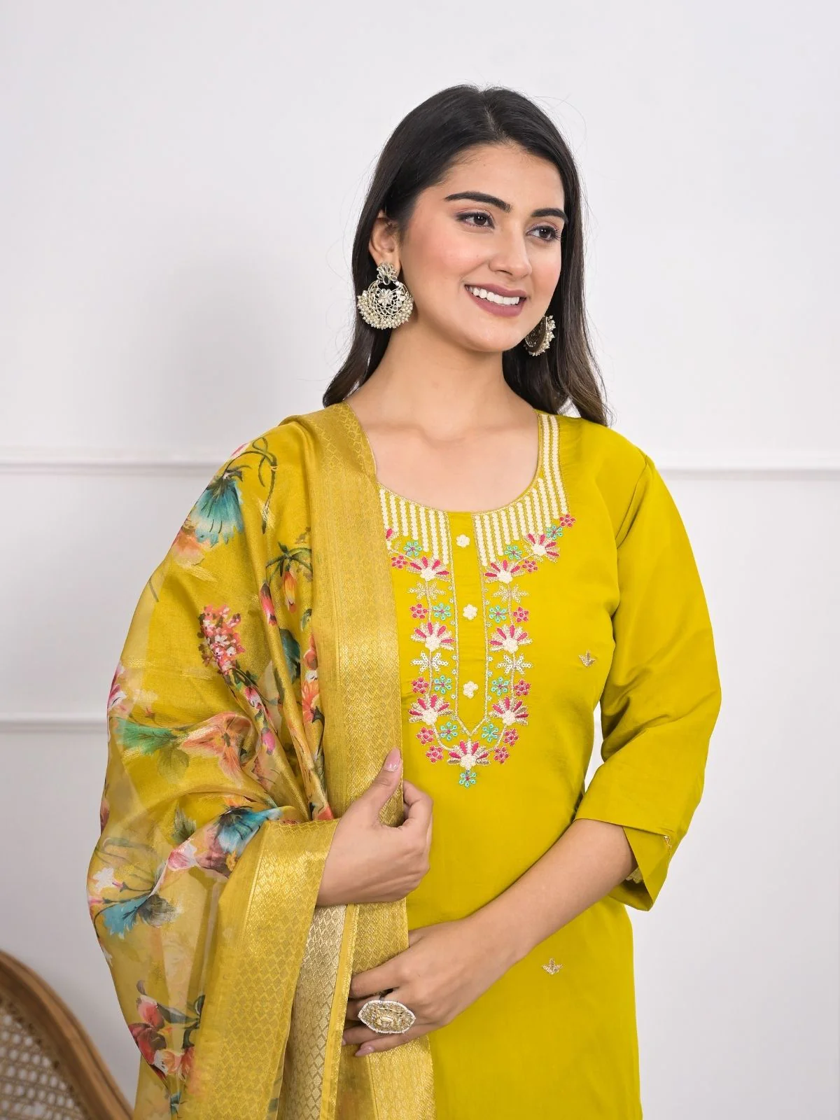 Odette Green Silk Blend Embroidered Stitched Kurta Set For Women - Image 4
