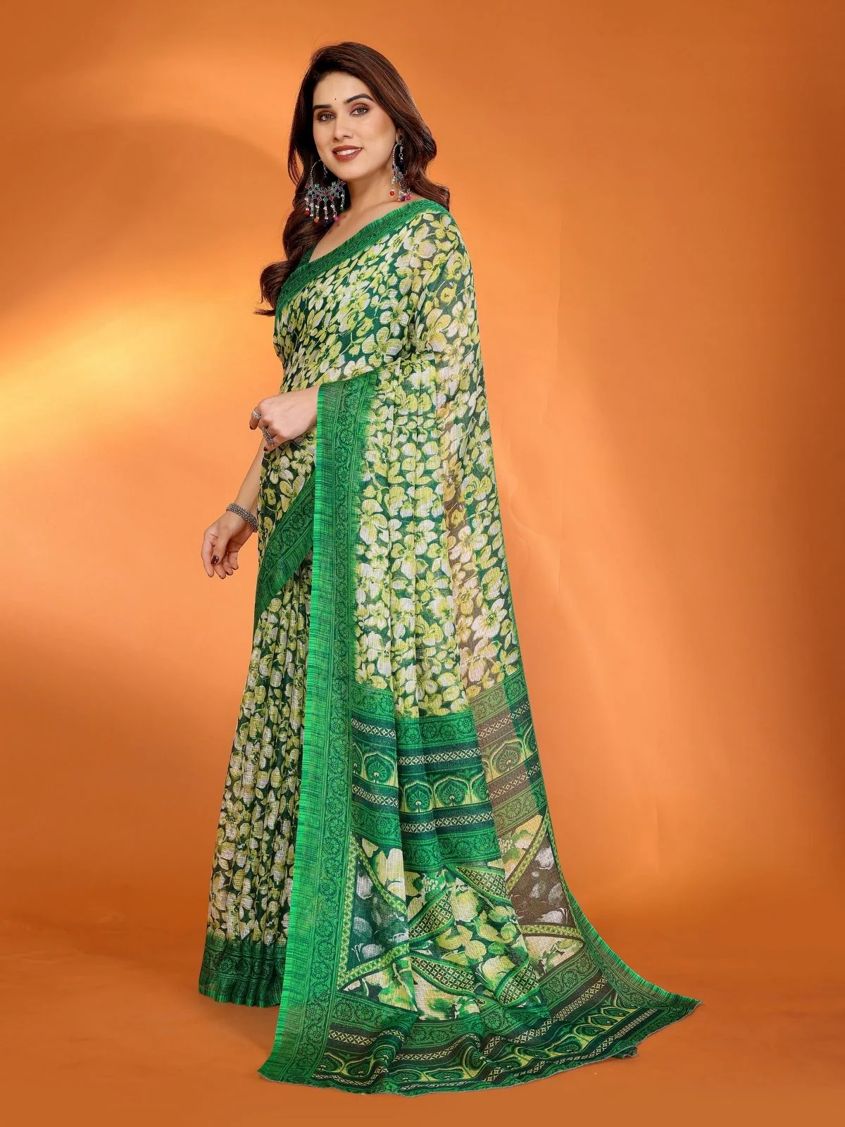 Odette Green Silk Blend Printed Saree For Women - Image 2