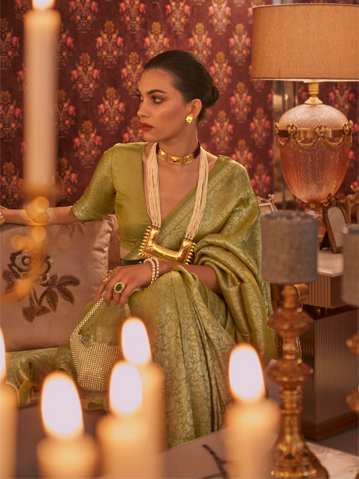 Odette Green Silk Blend Woven Saree With Unstitched Blouse For Women - Image 2