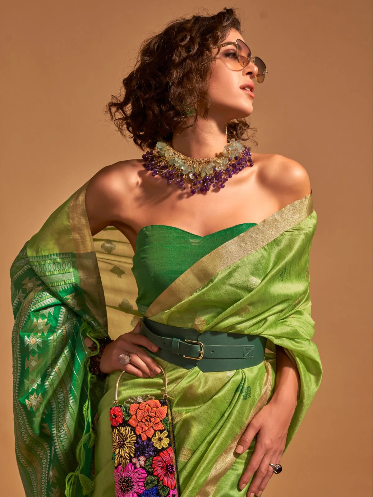 Odette Green Silk Blend Woven Saree With Unstitched Blouse For Women - Image 2