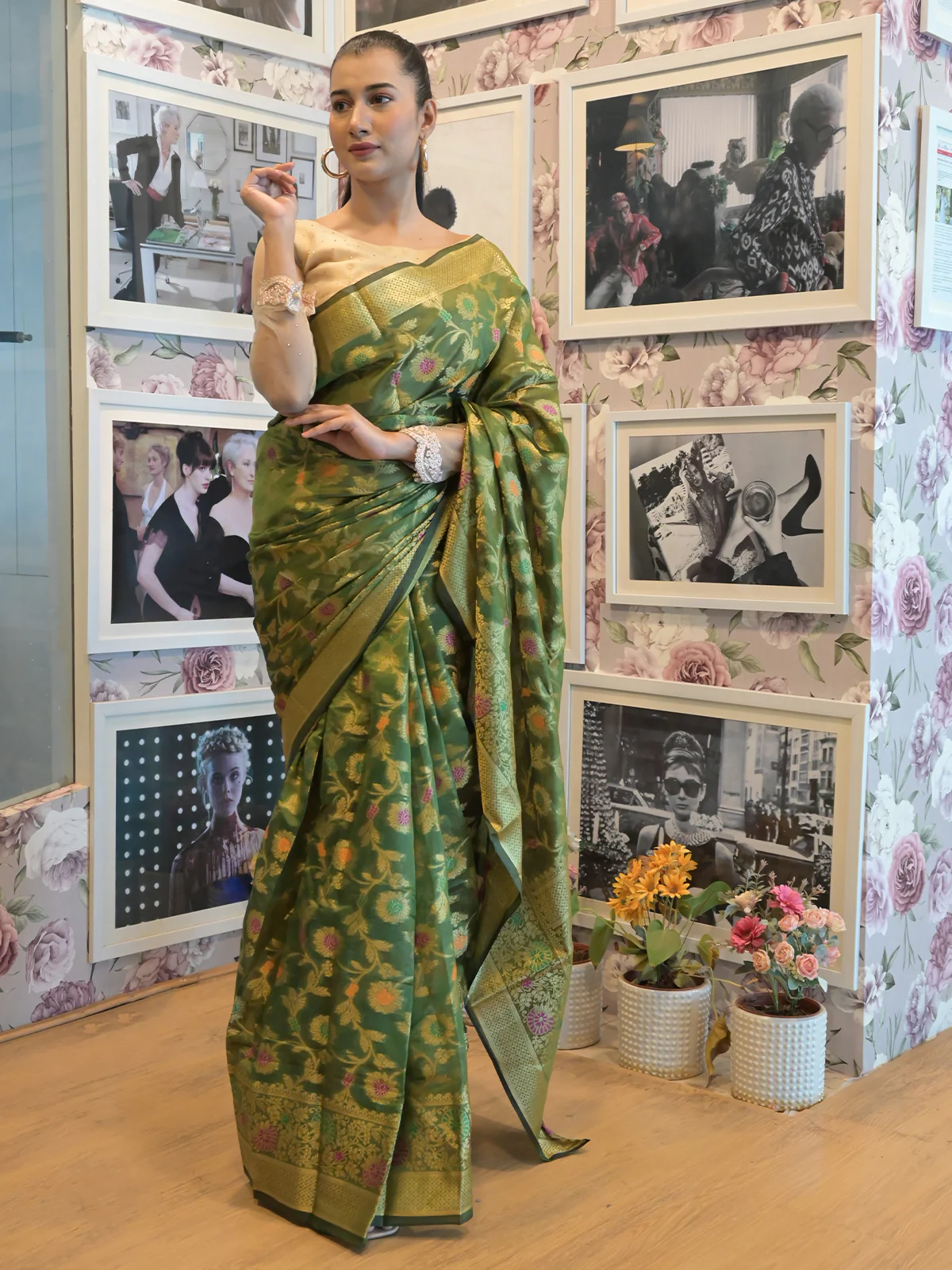 Odette Green Silk Blend Woven Saree with Unstitched Blouse for Women - Image 2