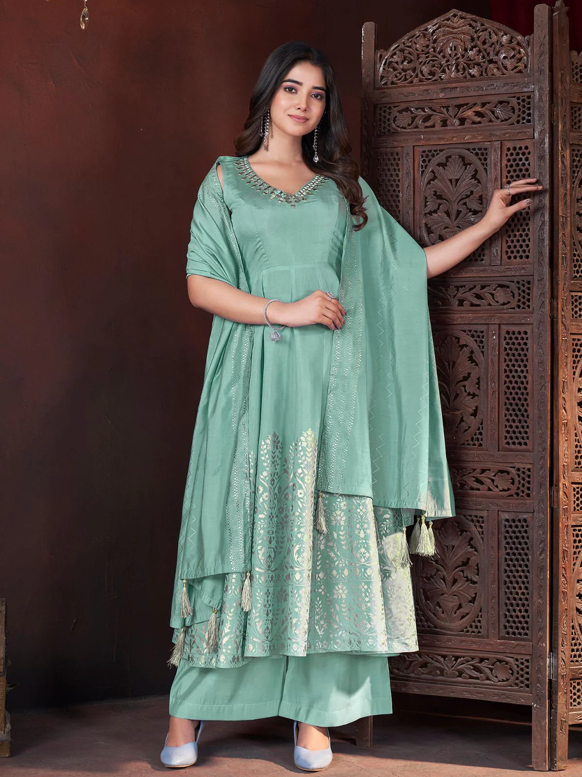 Odette Green Silk Blend Woven Stitched Kurta Set For Women - Image 2