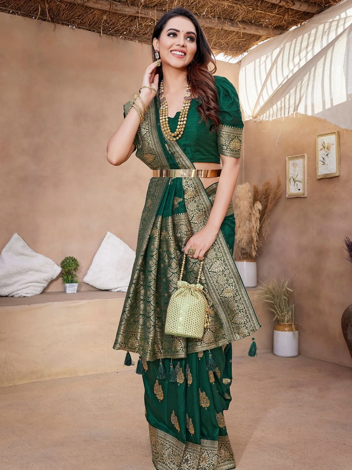 Odette Green Silk Woven Saree For Women - Image 4