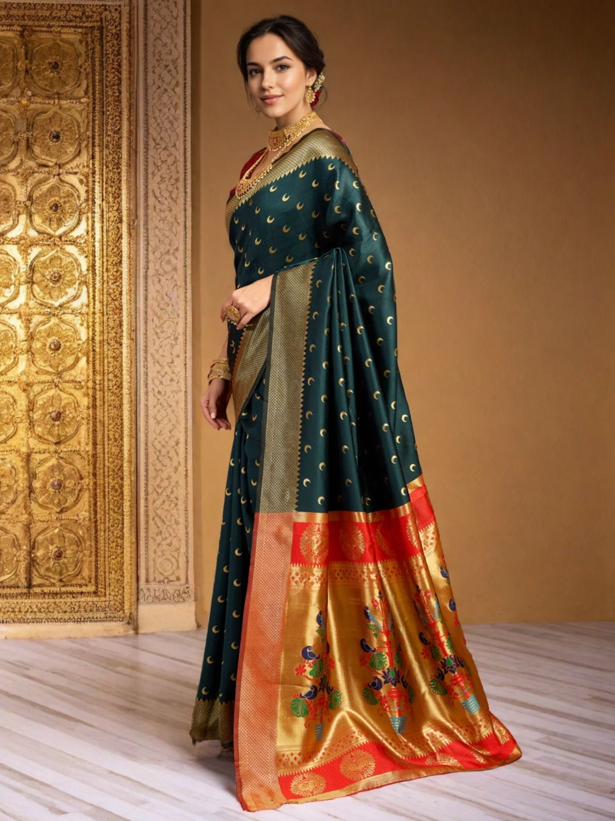 Odette Green Silk Woven Saree For Women - Image 3