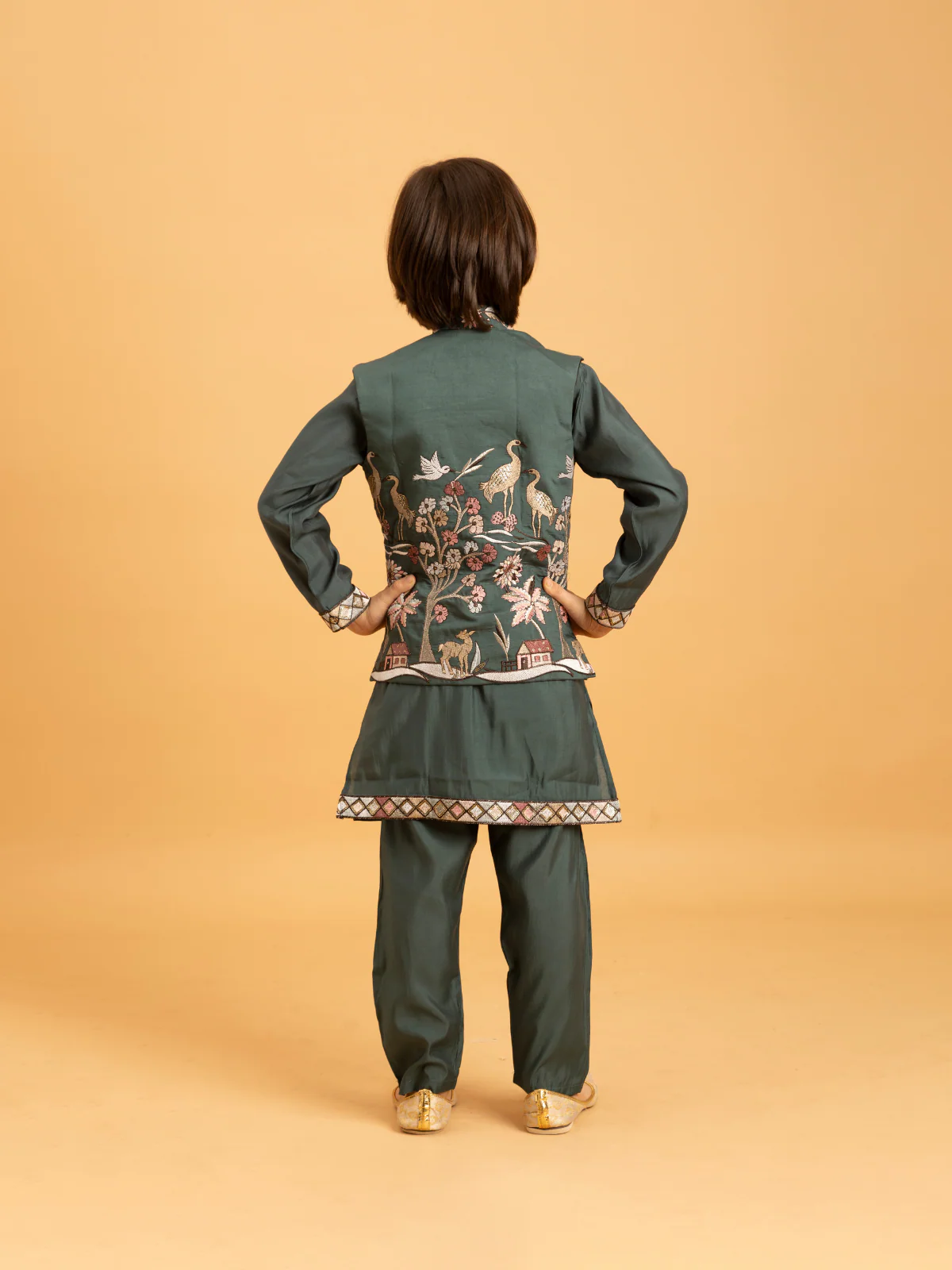 Odette Green Viscose Silk Embroidered Stitched Kurta Set For Kids - Image 4