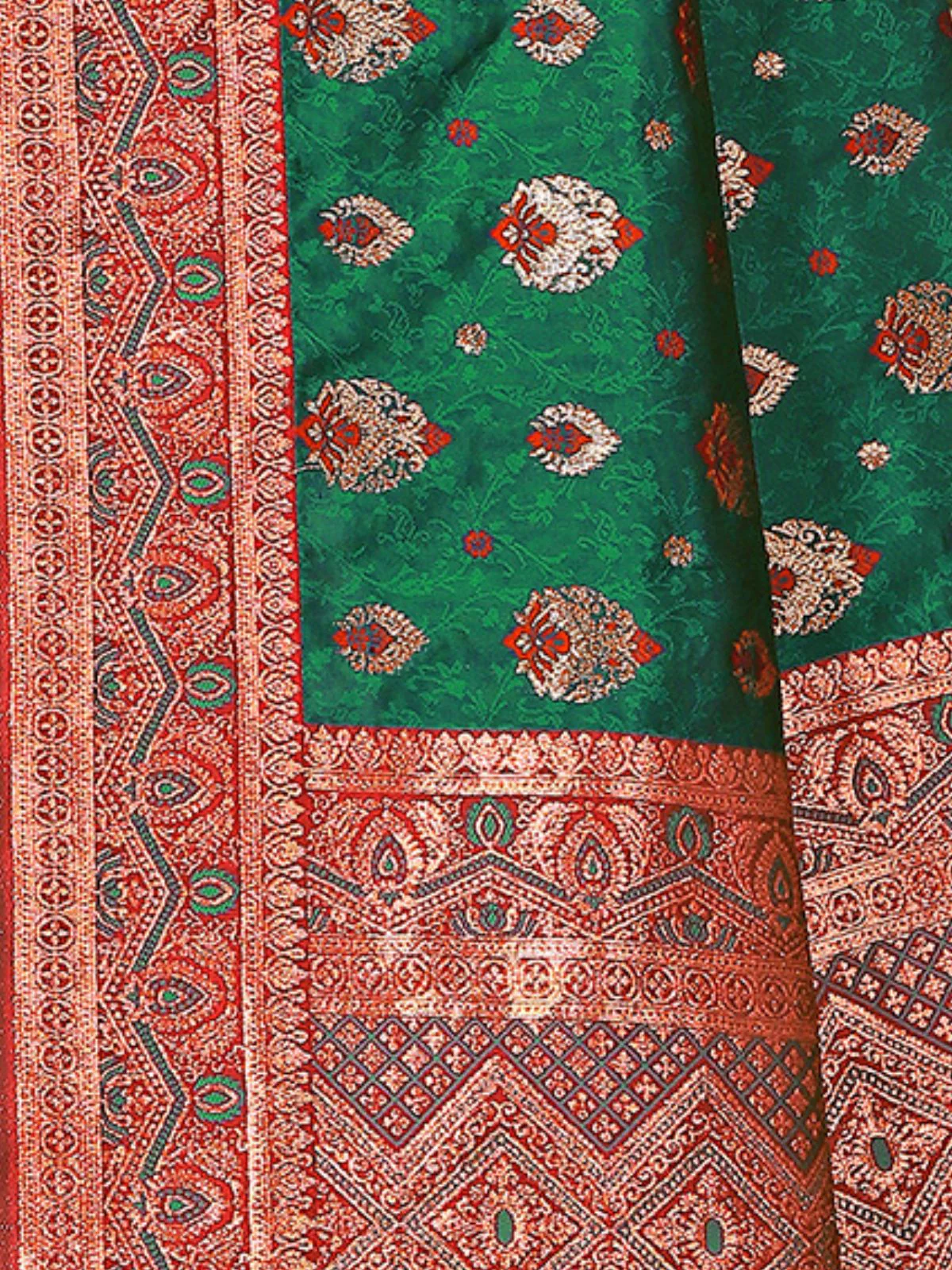 Odette Green Woven Banarasi Silk Saree With unstitched Blouse For Women - Image 6