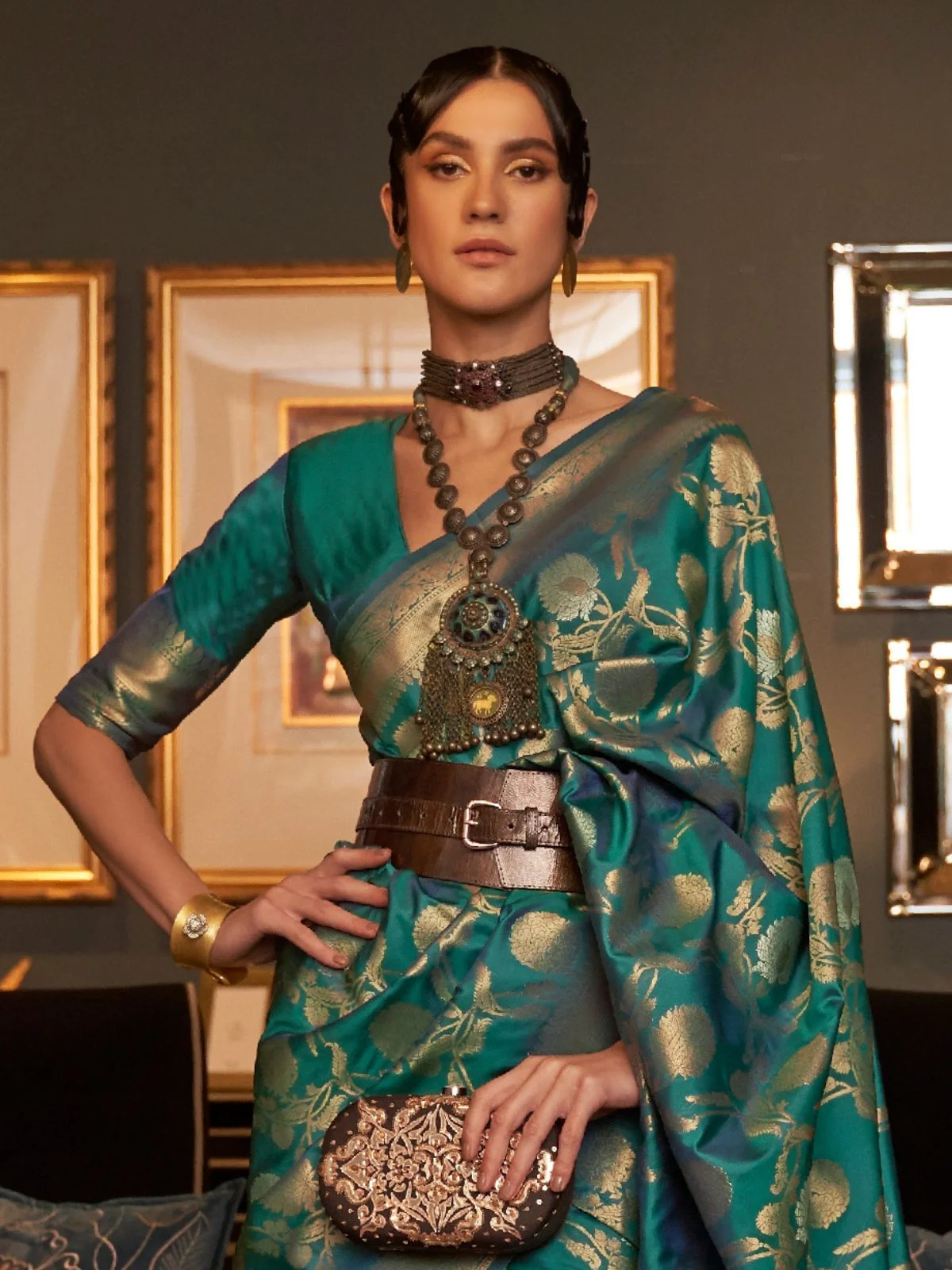 Odette Green Woven Design Silk Blend Saree With Unstitched Blouse For Women - Image 3