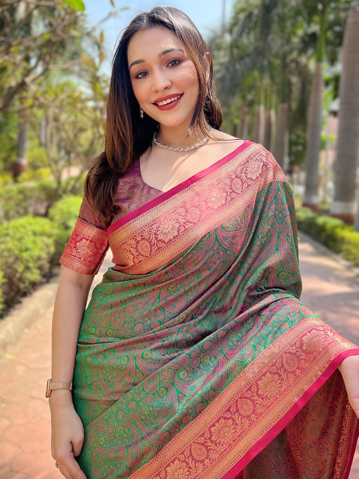 Odette Green Woven Design Silk Blend Saree With Unstitched Blouse For Women - Image 3