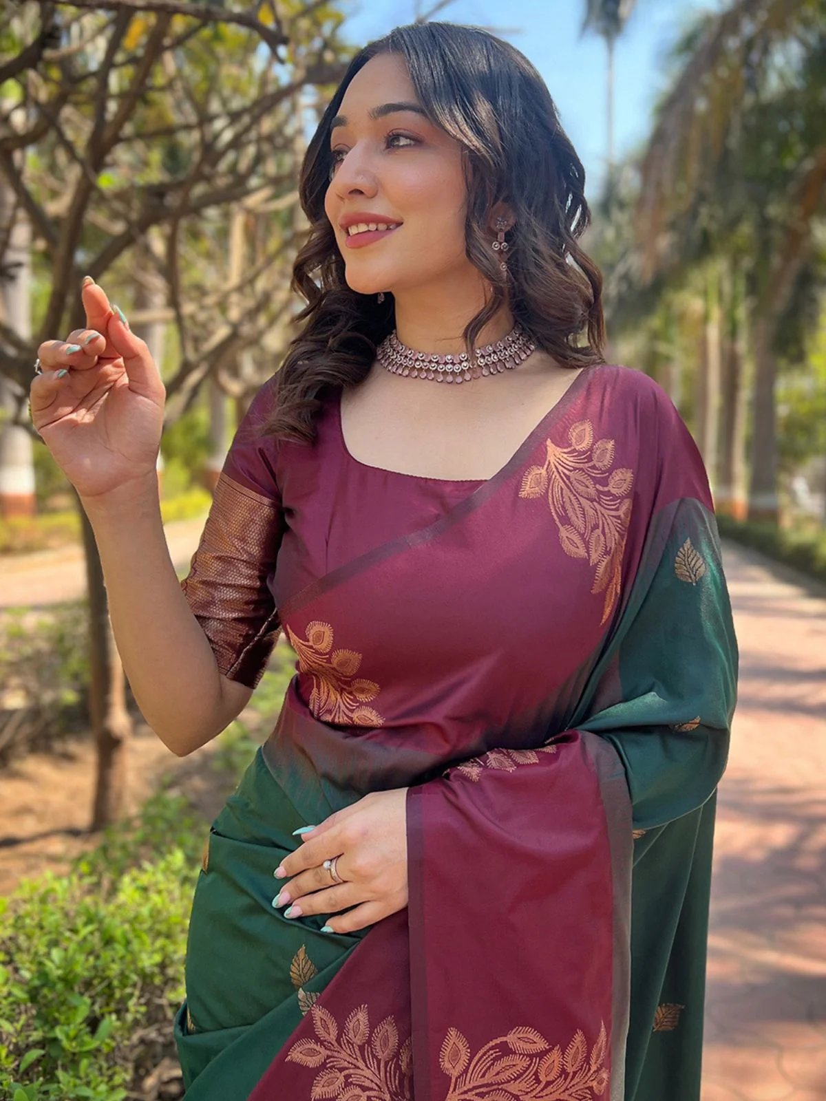 Odette Green Woven Design Soft Silk Saree With Unstitched Blouse For Women - Image 3