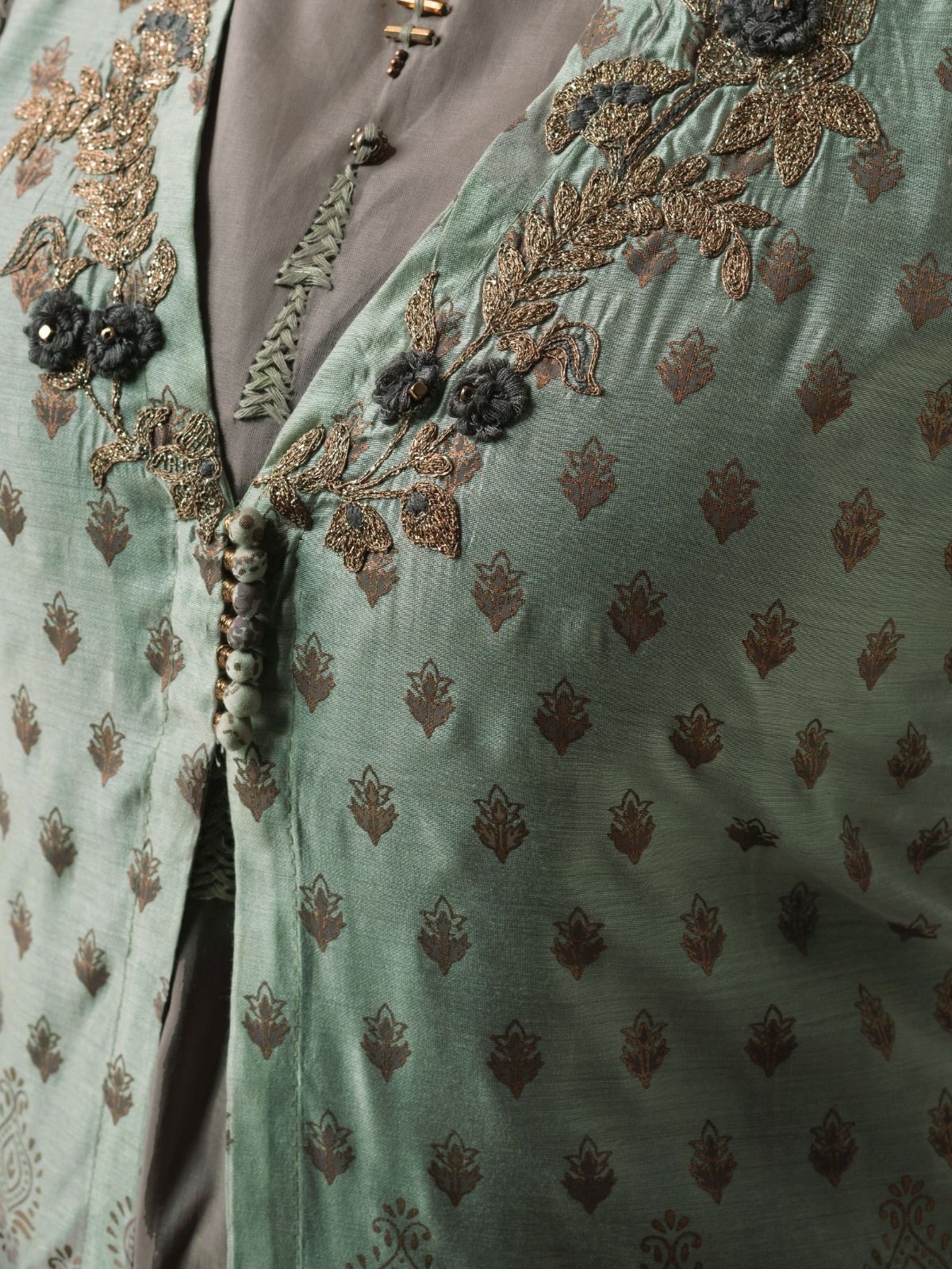 Odette Grey And green Art Silk Printed And Embroidered Semi-Stitched Kurta Set For Women - Image 4