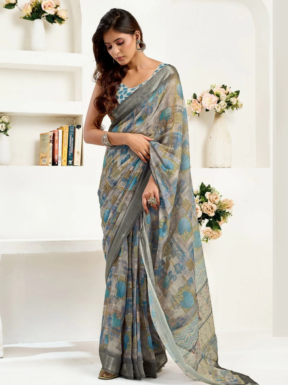 Odette Grey Cotton Linen Zari Work Saree For Women - Image 2