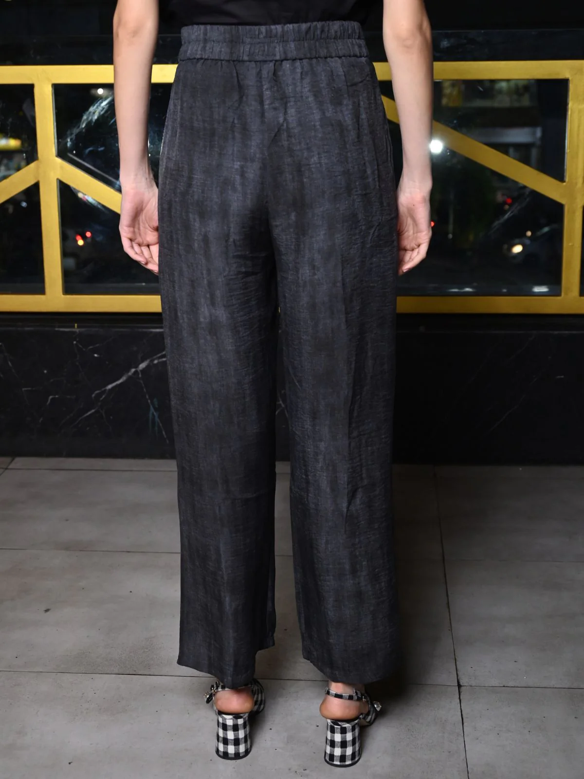 Odette Grey Cotton Viscose Solid Trousers For Women - Image 4