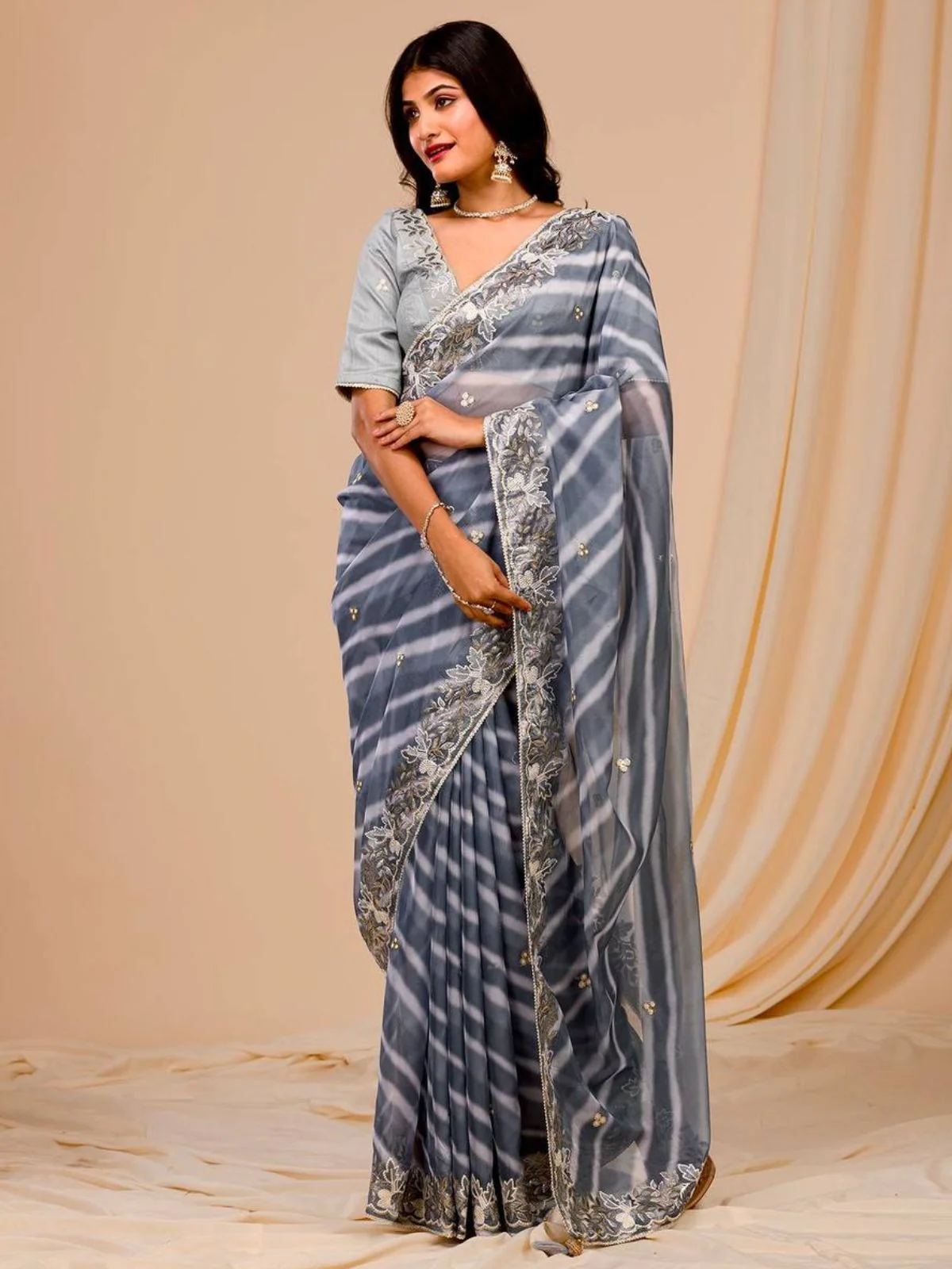 Odette Grey Embroidered Georgette Saree With Unstitched Blouse For Women - Image 2