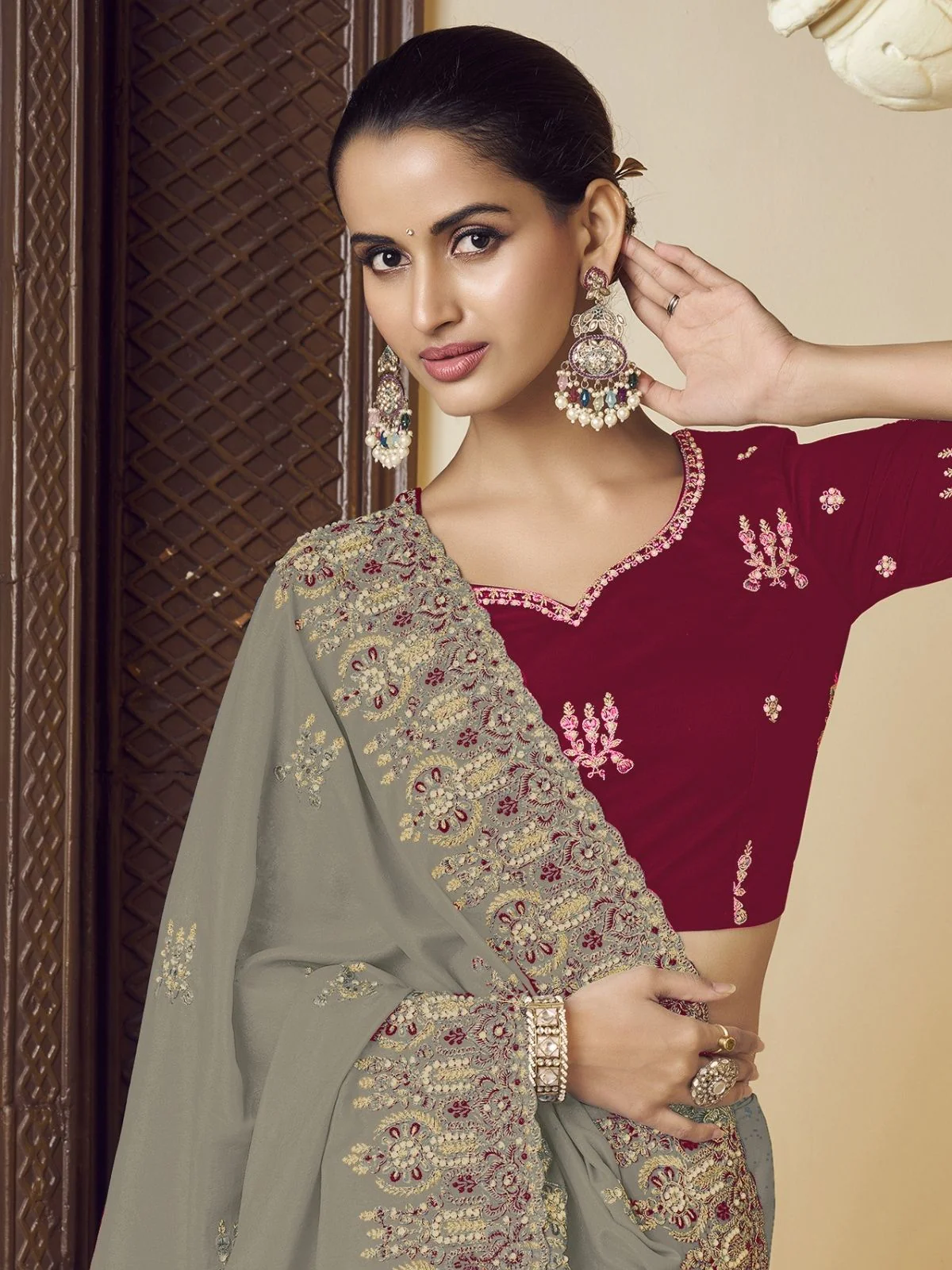 Odette Grey Georgette Embroidered Elegant Saree For Women - Image 2