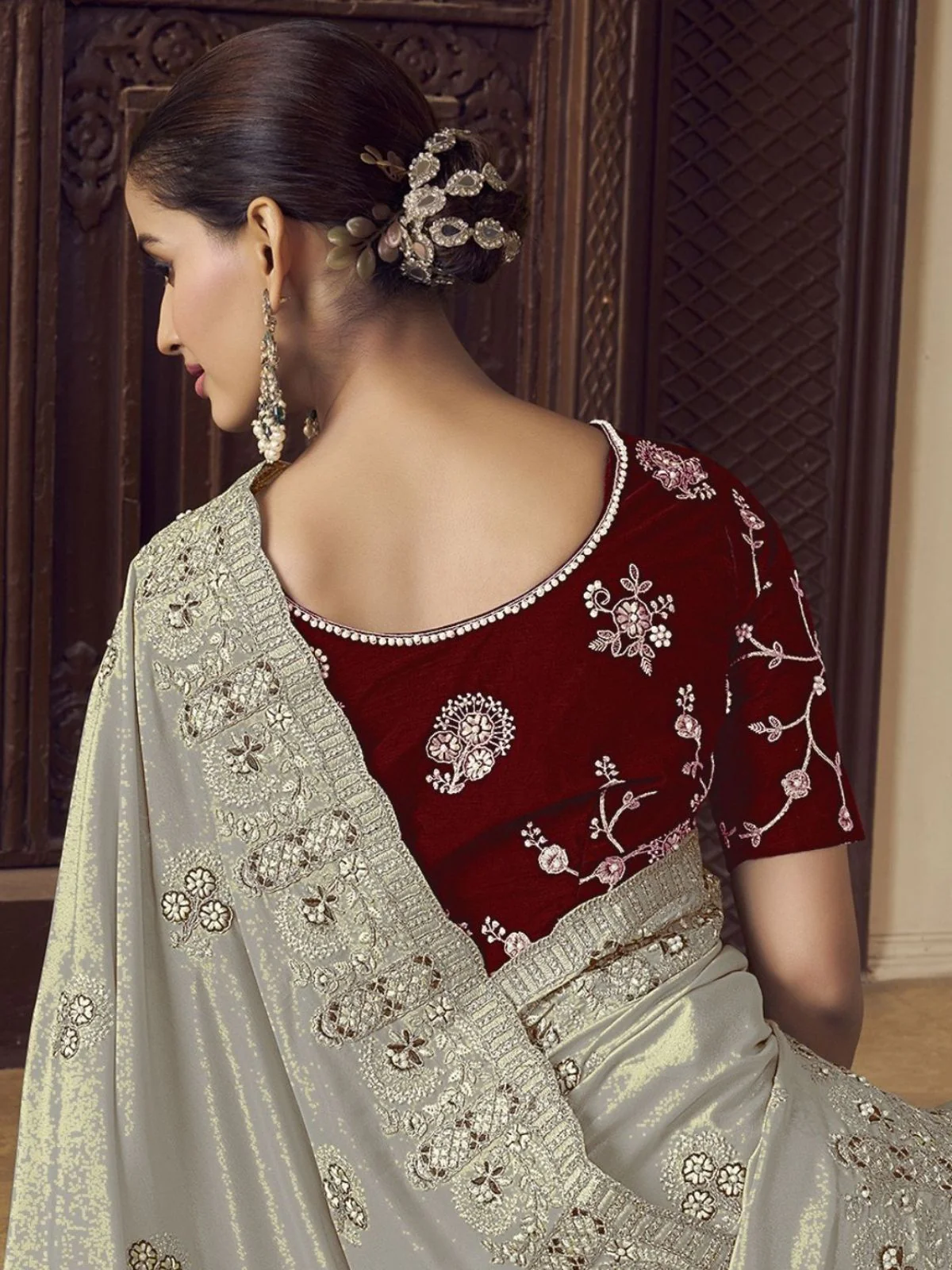 Odette Grey Georgette Embroidered Elegant Saree For Women - Image 3