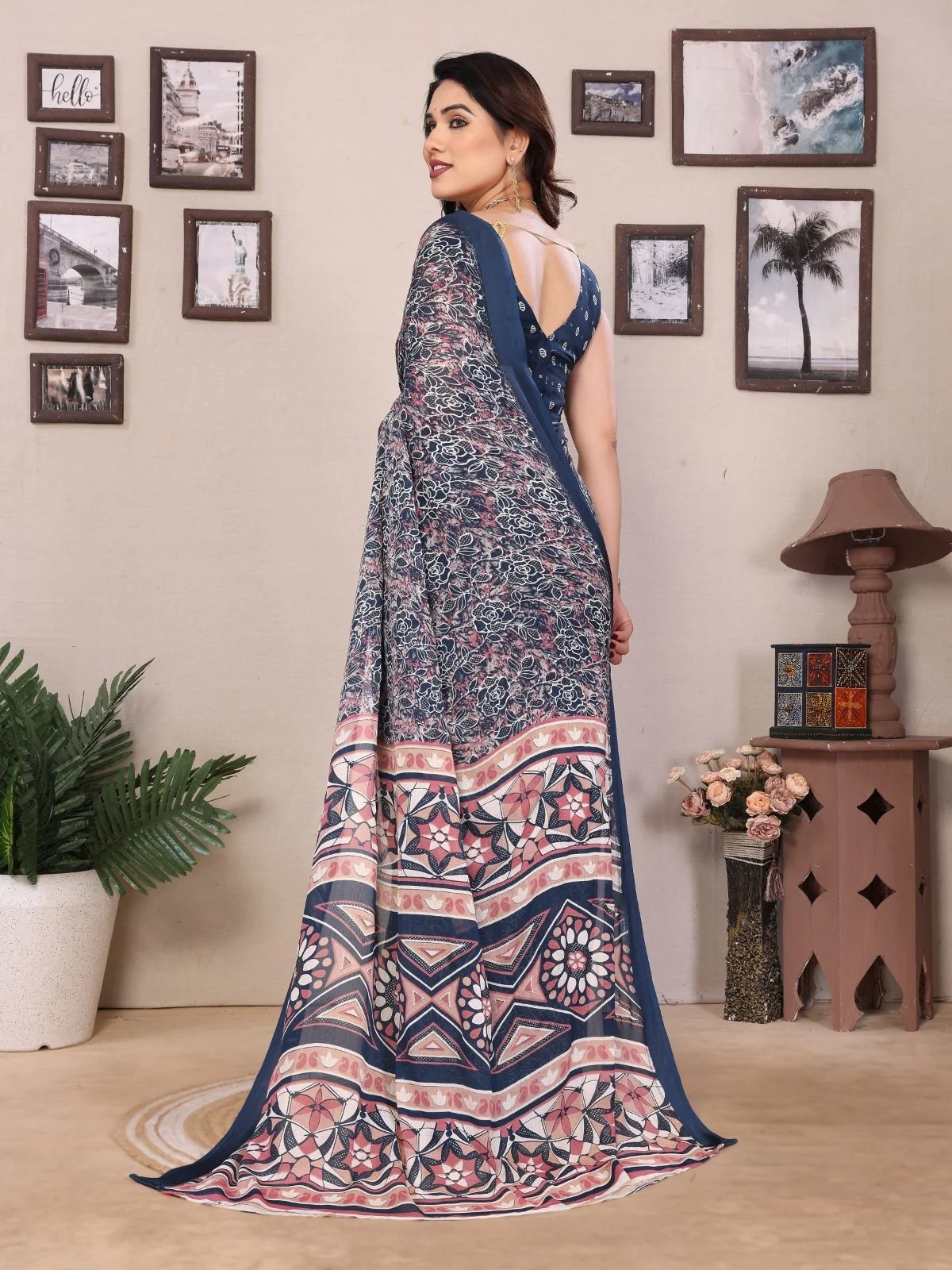 Odette Grey Georgette Printed Saree For Women - Image 3