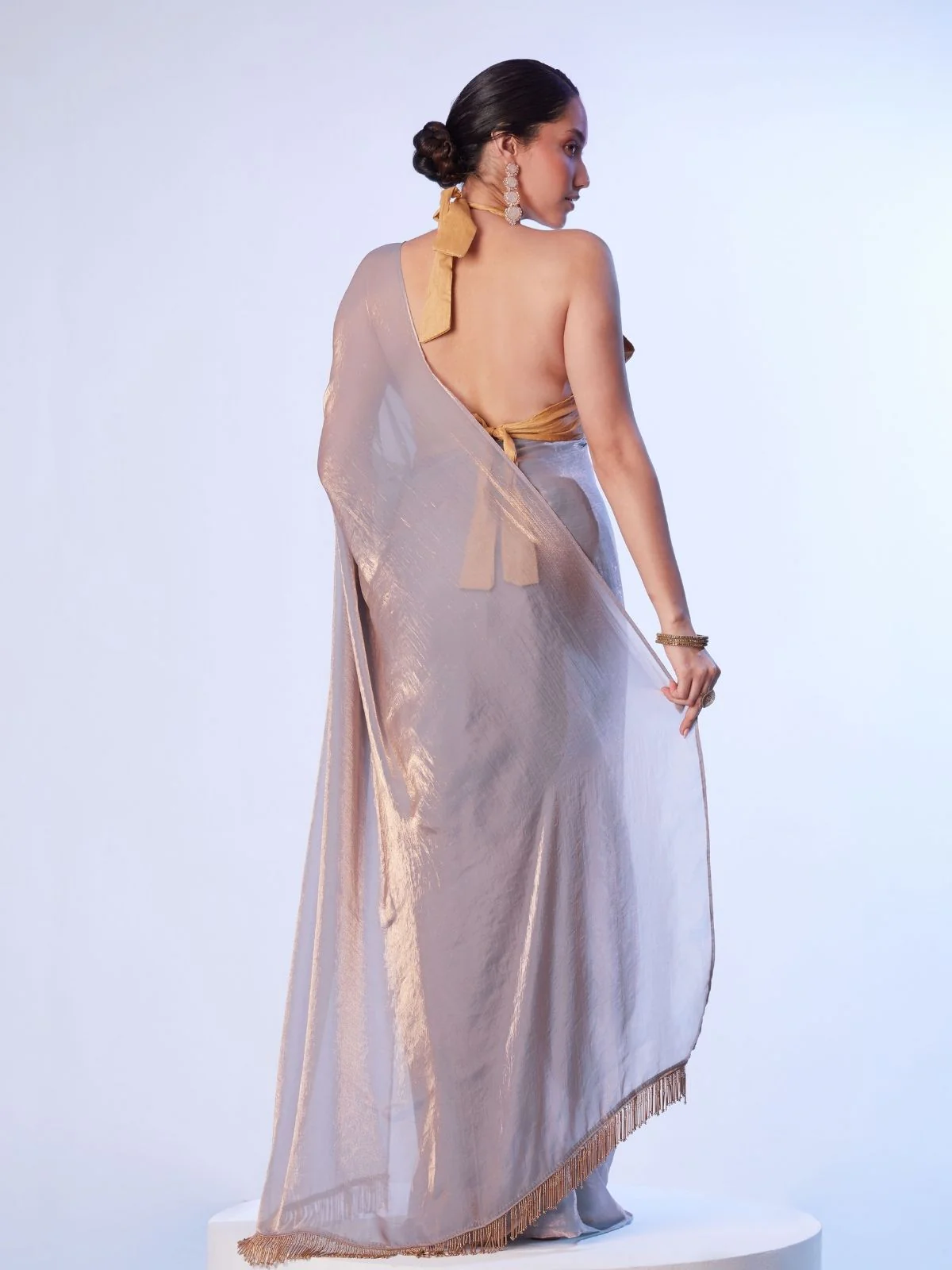 Odette Grey Gold Organza Beads Saree With Unstitched Blouse For Women - Image 5