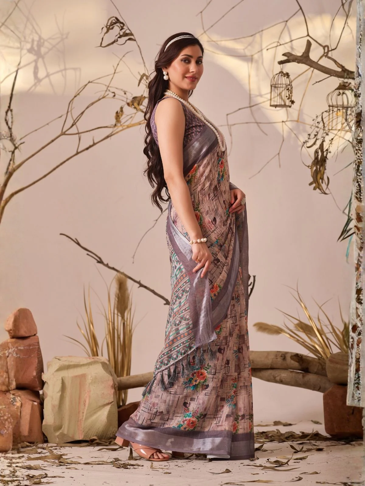Odette Grey Linen Cotton Printed Saree For Women - Image 2