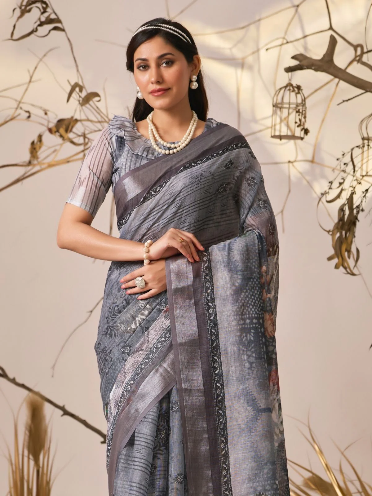 Odette Grey Linen Cotton Printed Saree For Women - Image 4