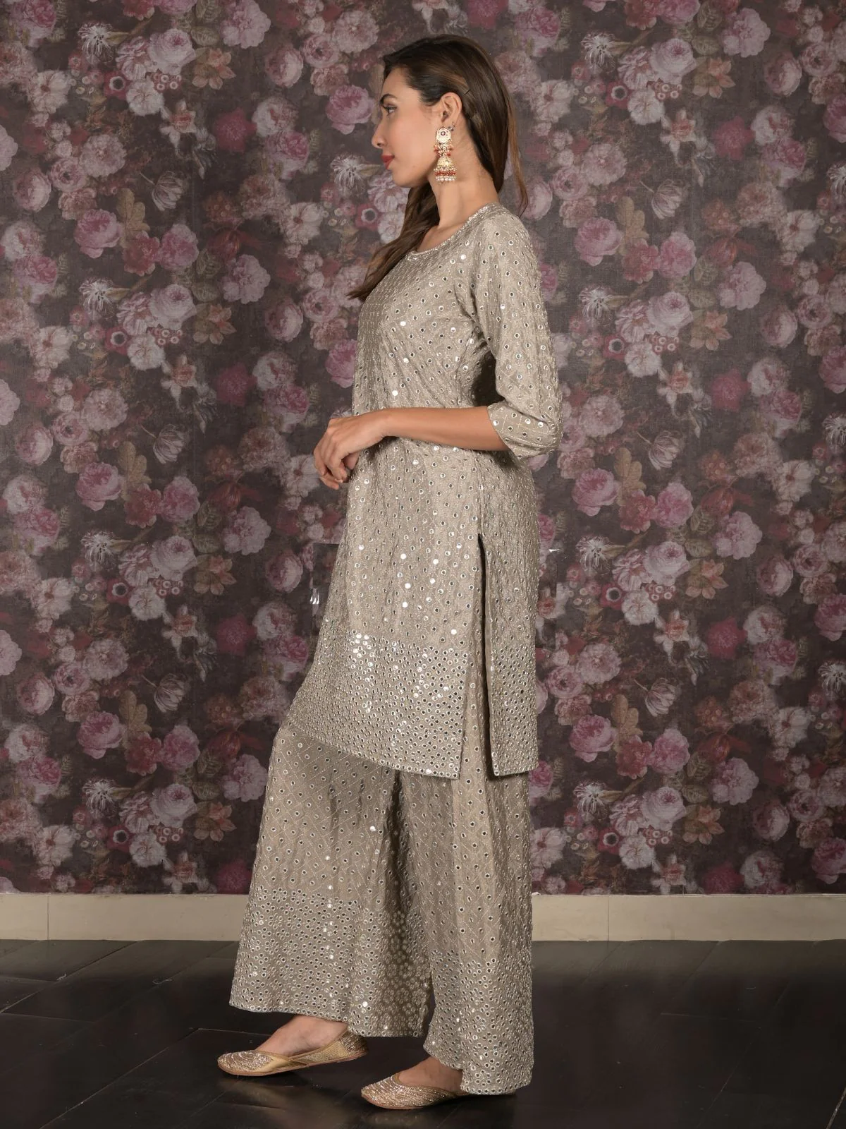 Odette Grey Mirror Embroidered Crepe Stitched Kurta Set For Women - Image 3