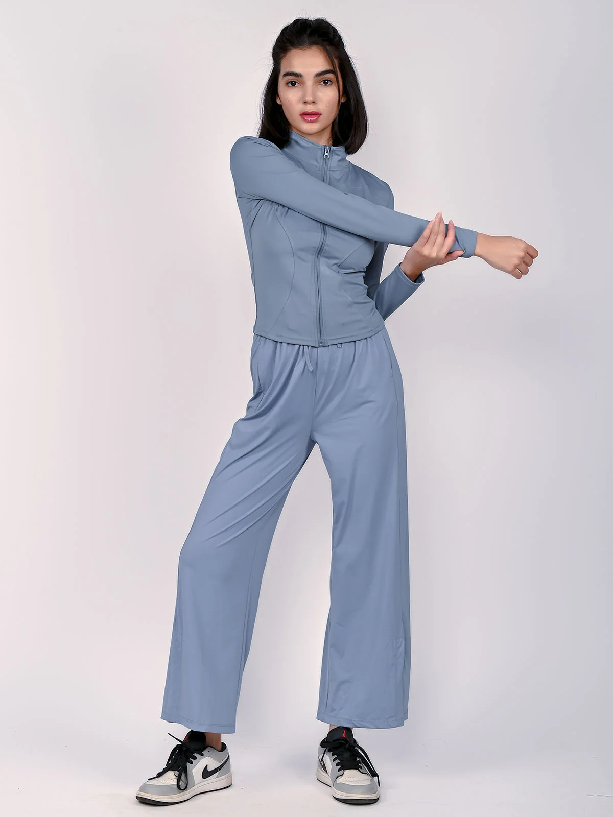 Odette Grey Polyester Lycra Solid Active Wear For Women - Image 5