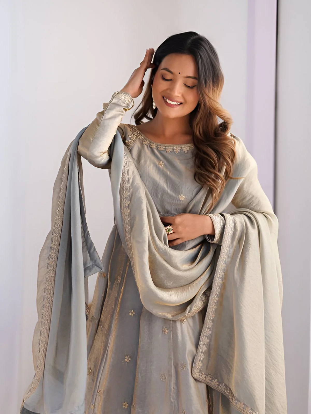 Odette Grey Satin Silk Embroidered Kurta Set For Women - Image 4