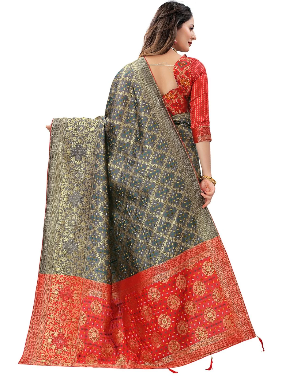 Odette Grey Silk Blend Embellished Saree For Women - Image 3