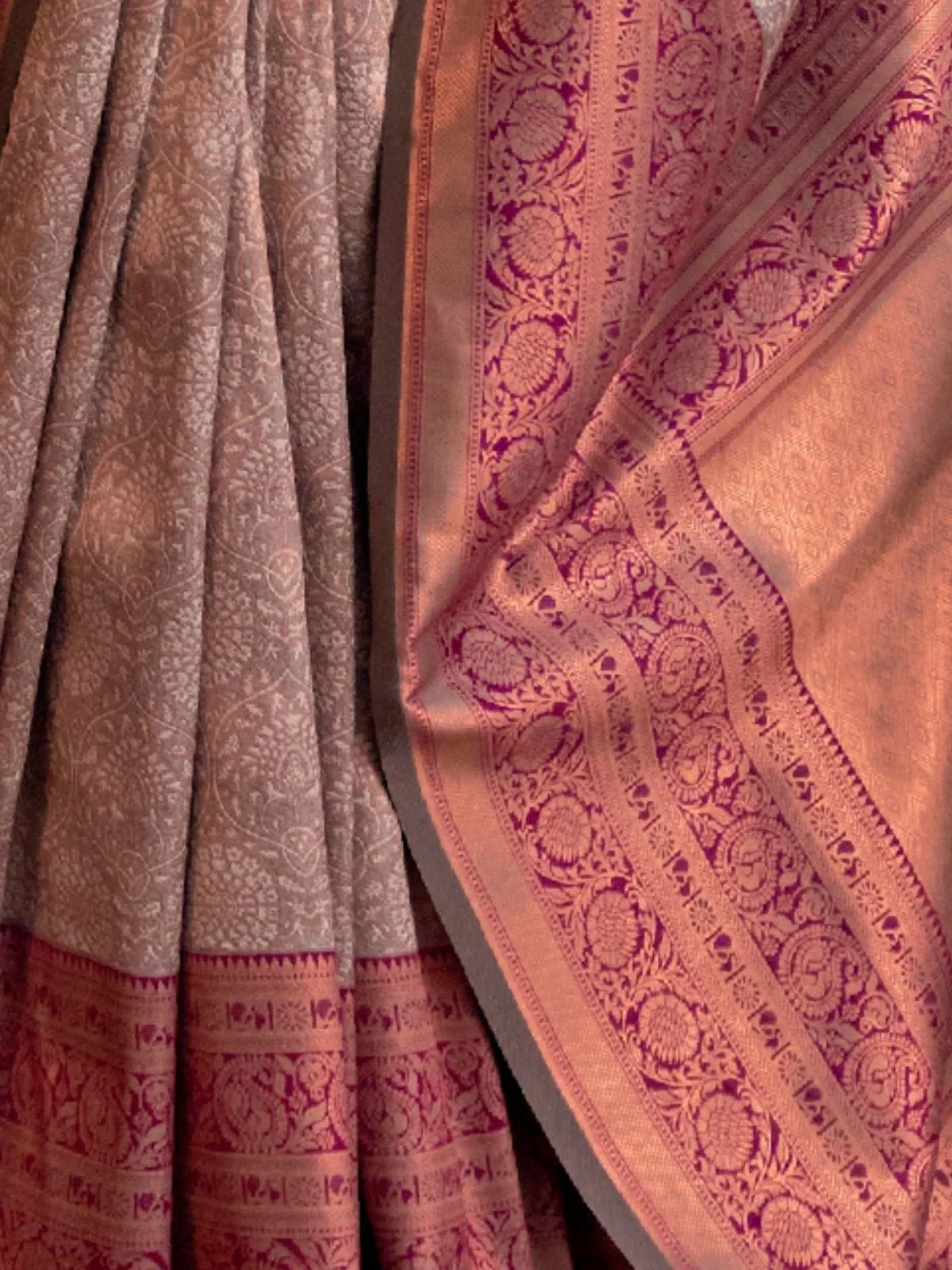 Odette Grey Silk Blend Woven Saree With Unstitched Blouse For Women - Image 3
