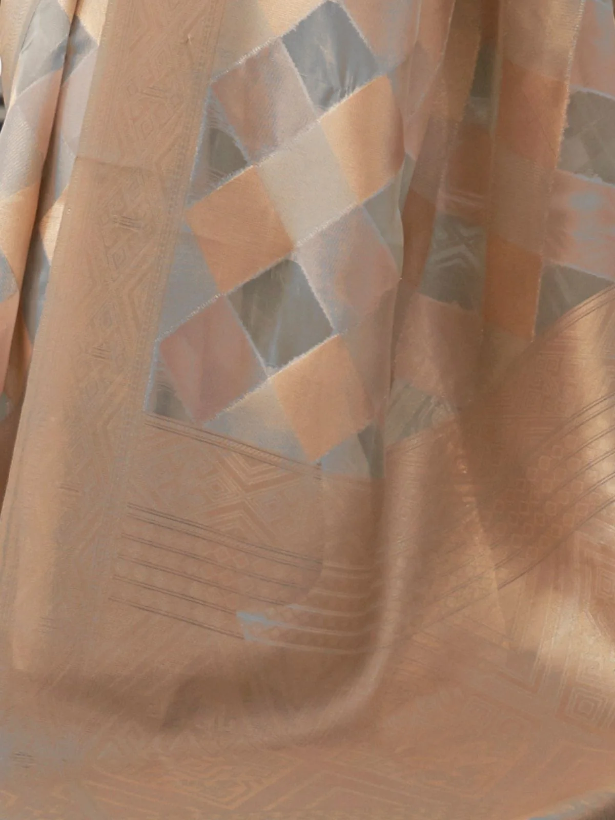 Odette Grey Woven Design Silk Blend Saree With Unstitched Blouse For Women - Image 3
