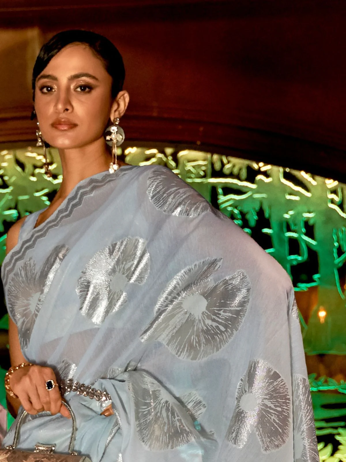 Odette Grey Woven Design Silk Blend Saree With Unstitched Blouse For Women - Image 3