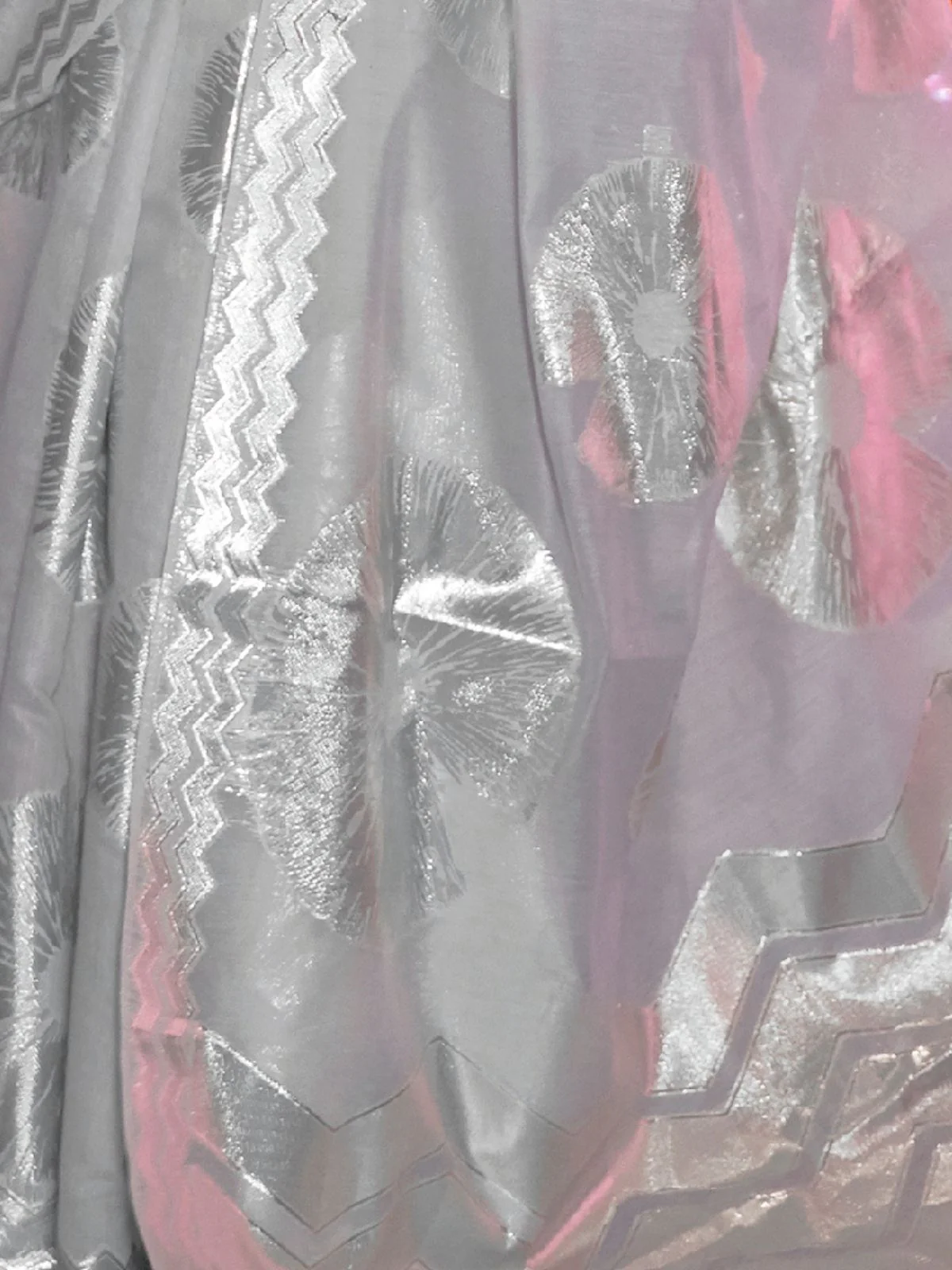 Odette Grey Woven Design Silk Blend Saree With Unstitched Blouse For Women - Image 5
