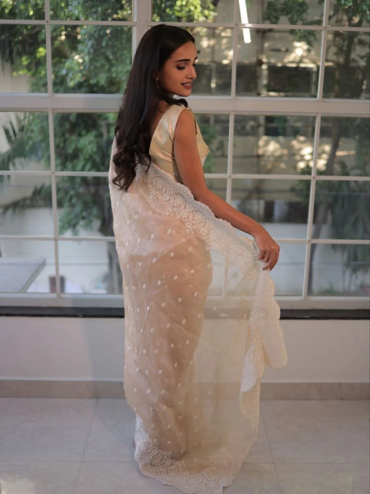 Odette Ivory Georgette Embroidered Solid Saree For Women - Image 2