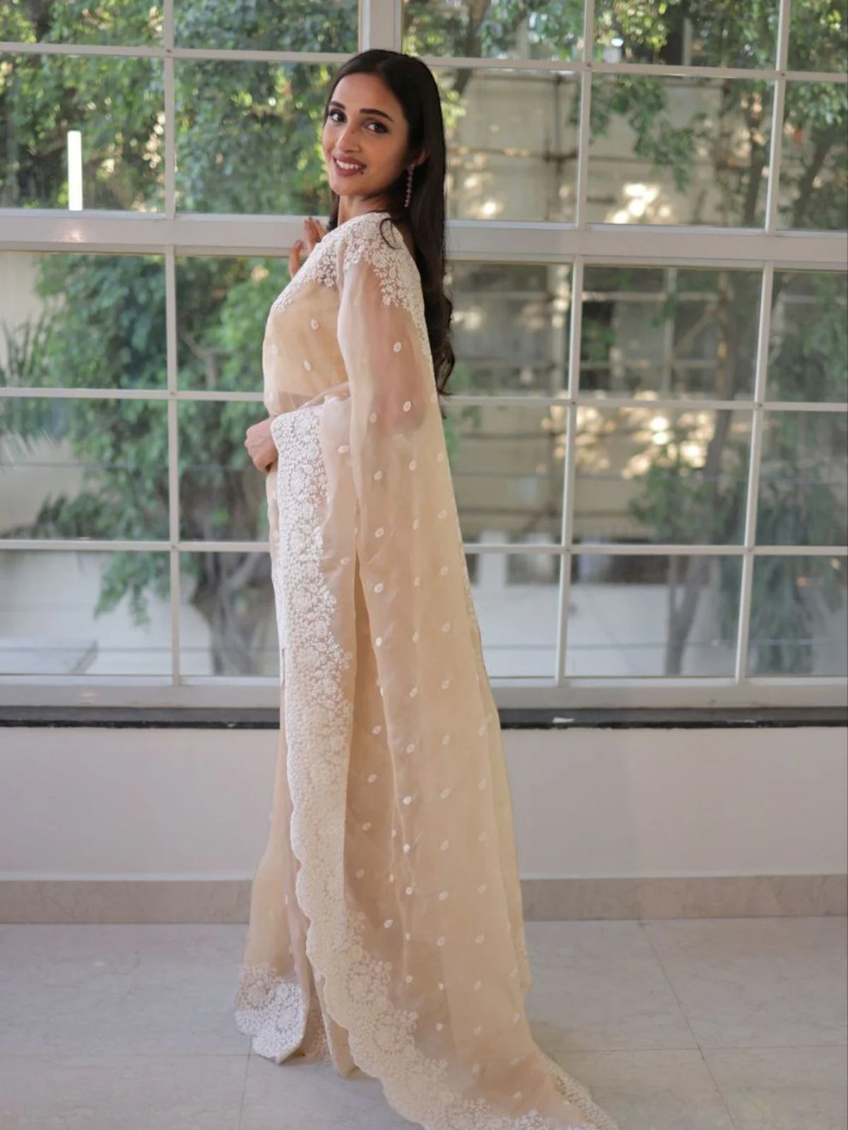 Odette Ivory Georgette Embroidered Solid Saree For Women - Image 3