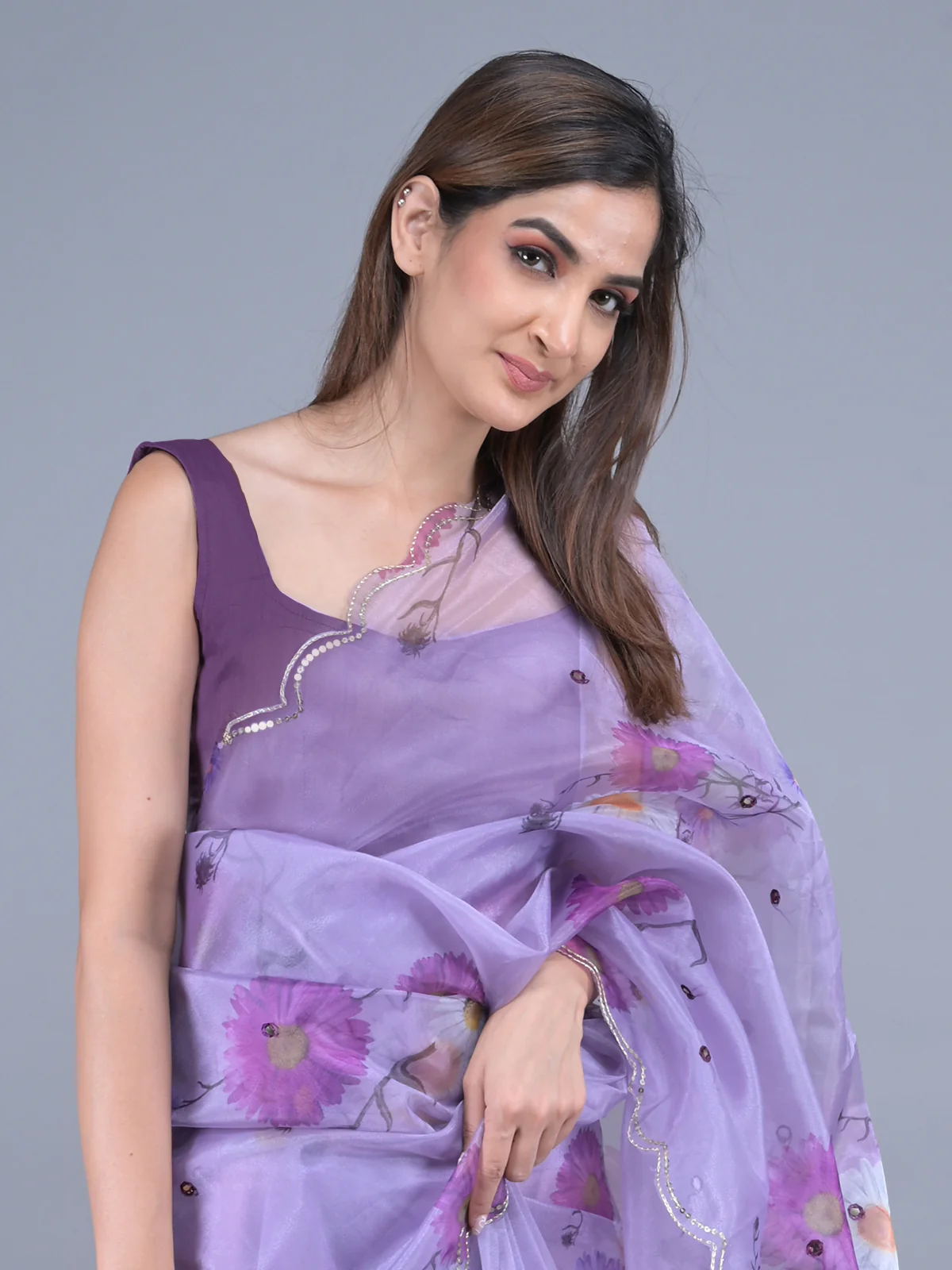 Odette Lavender Floral Printed Embroidered Organza Saree with Unstitched Blouse for Women - Image 4