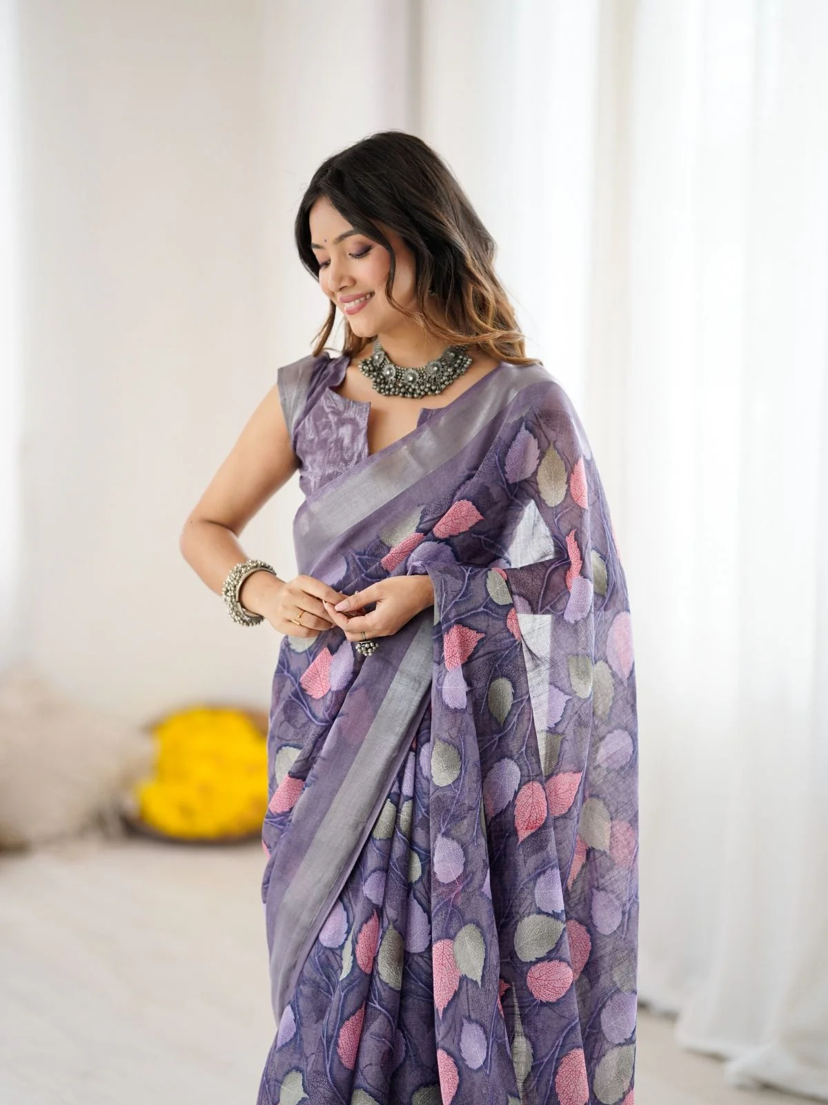 Odette Lavender Linen Cotton Printed Saree For Women - Image 4
