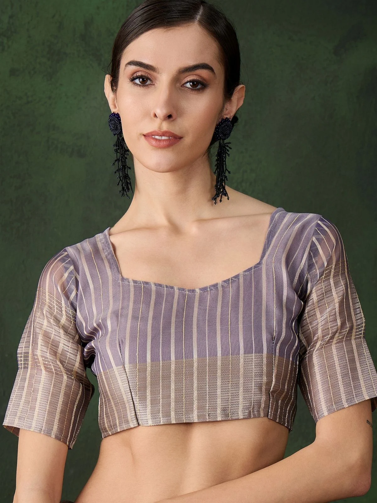 Odette Lavender Organza Woven Saree With Unstitched Blouse For Women - Image 5