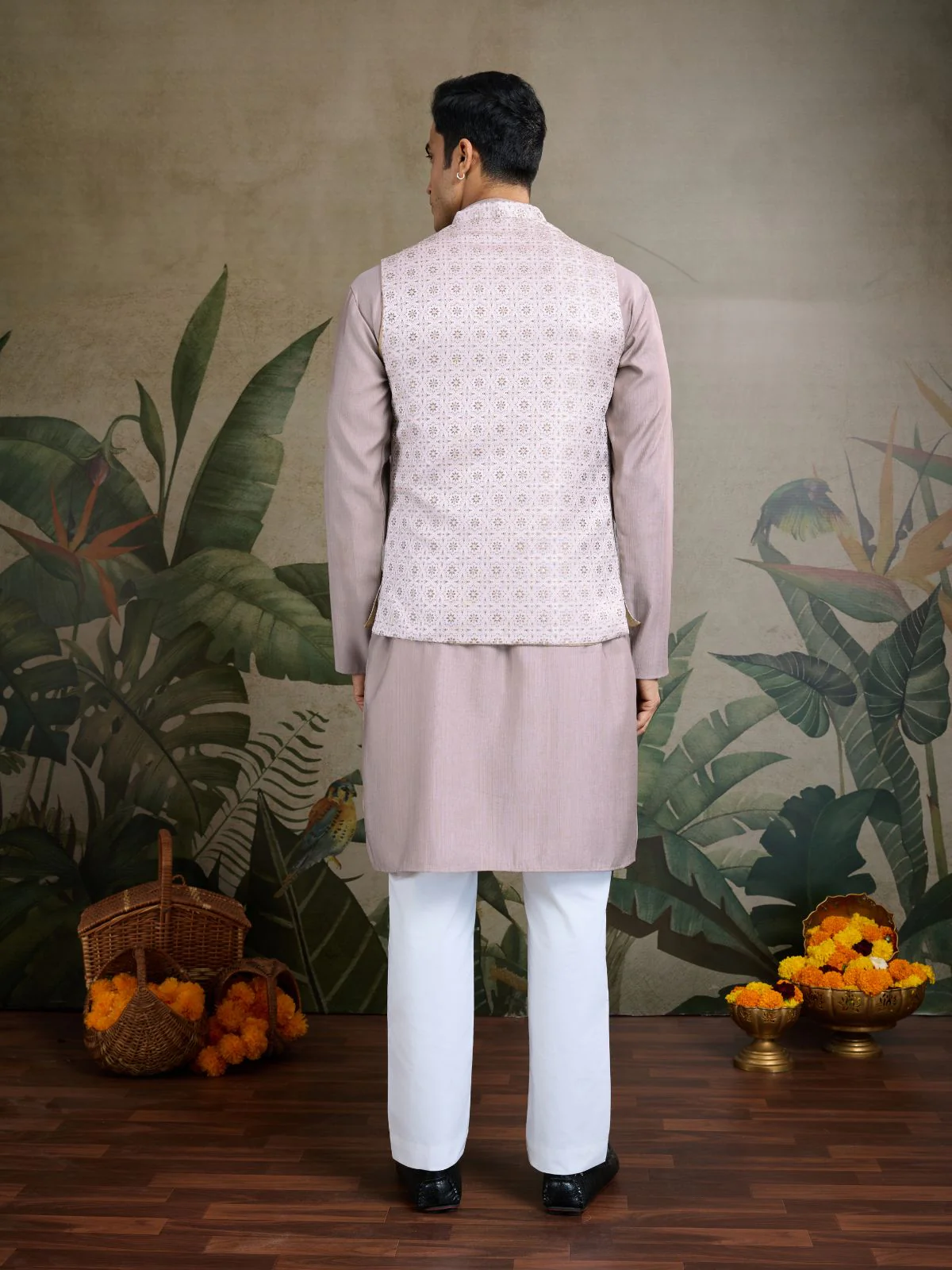 Odette Lavender Silk Blend Embellished Kurta For Men - Image 4