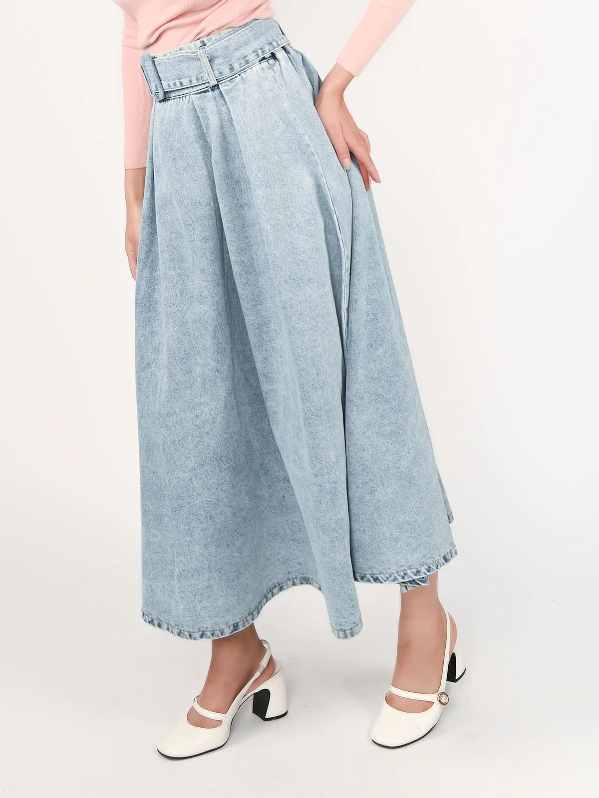 Odette Light Blue Denim Solid Skirt For Women - Image 3