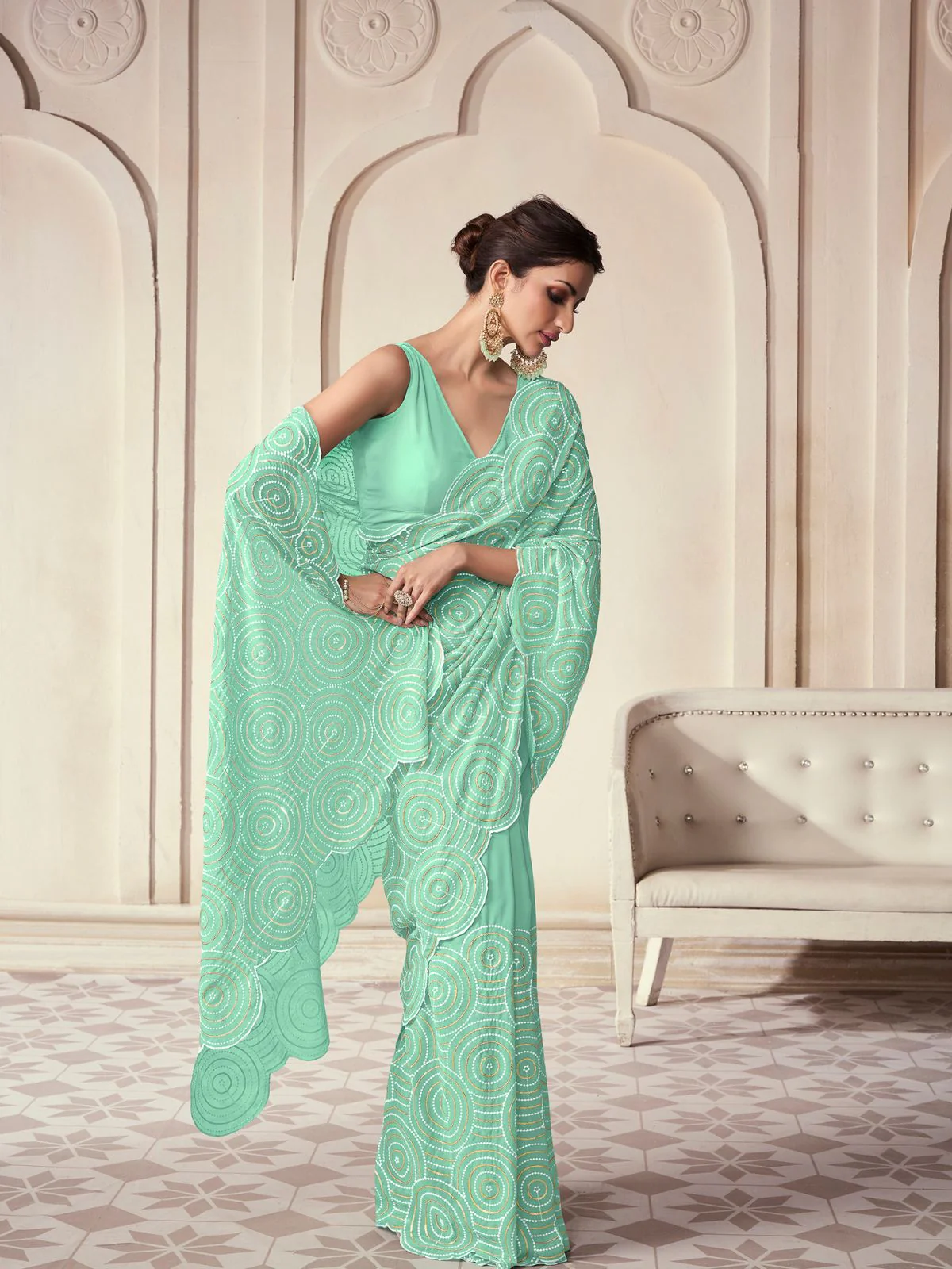 Odette Sea Green Georgette Embroidered Saree With Unstitched Blouse For Women - Image 2