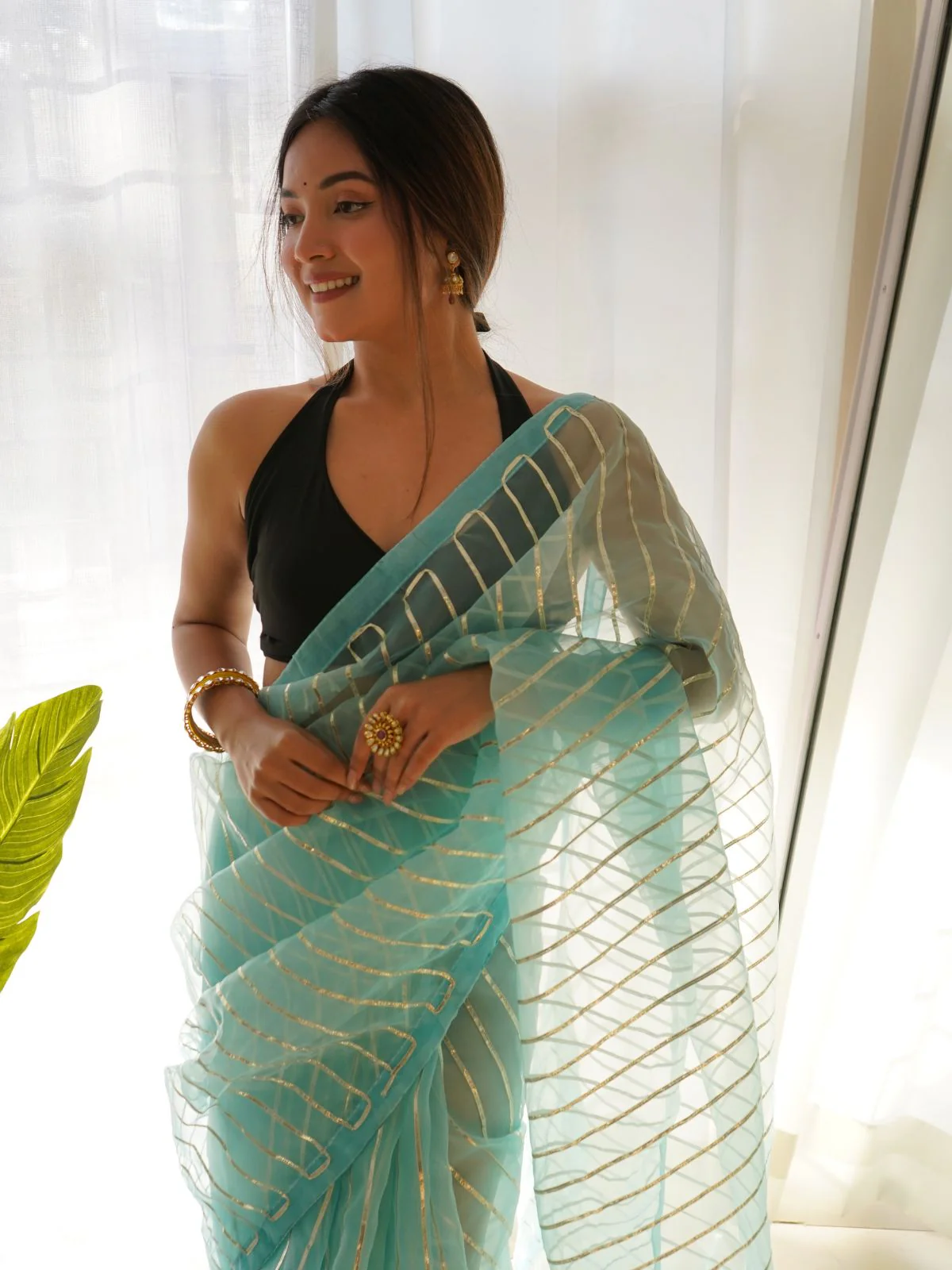 Odette Light Blue Organza Lace Work Saree With Unstitched Blouse For Women - Image 5