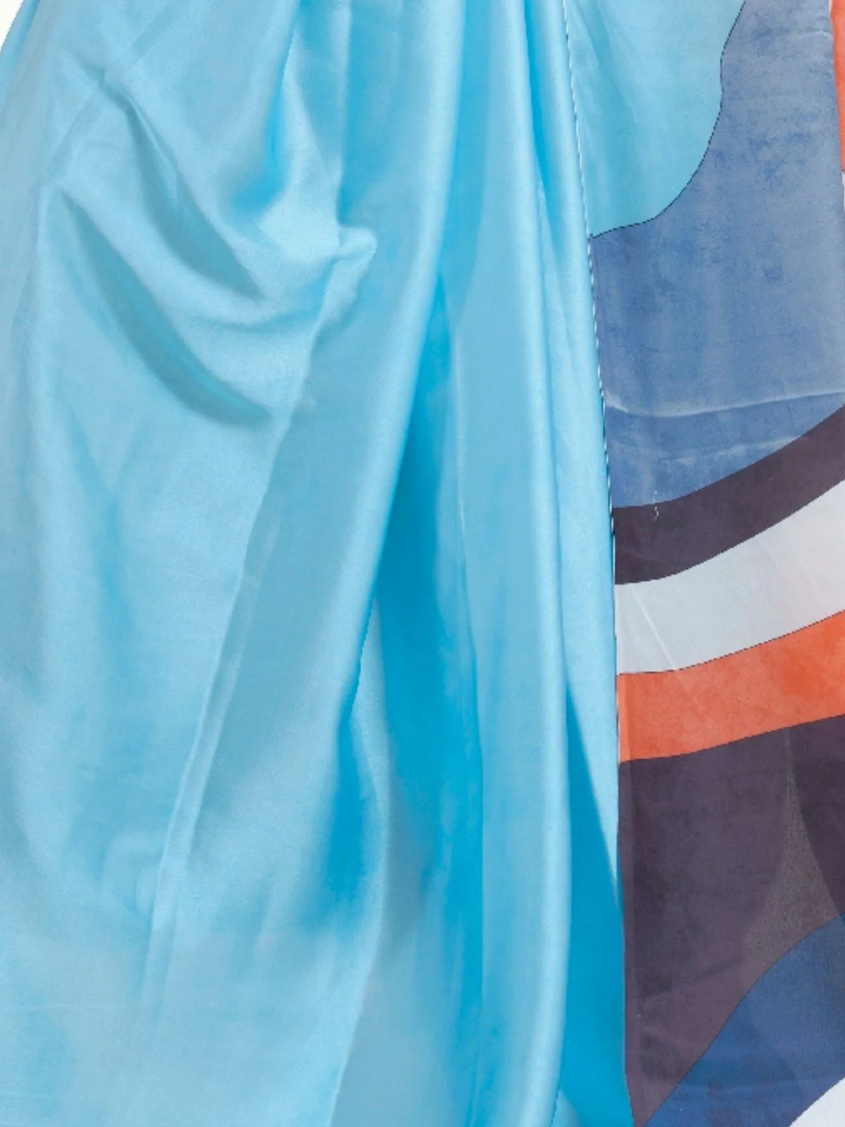 Odette Light Blue Printed Soft Crepe Saree With Unstitched Blouse For Women - Image 4