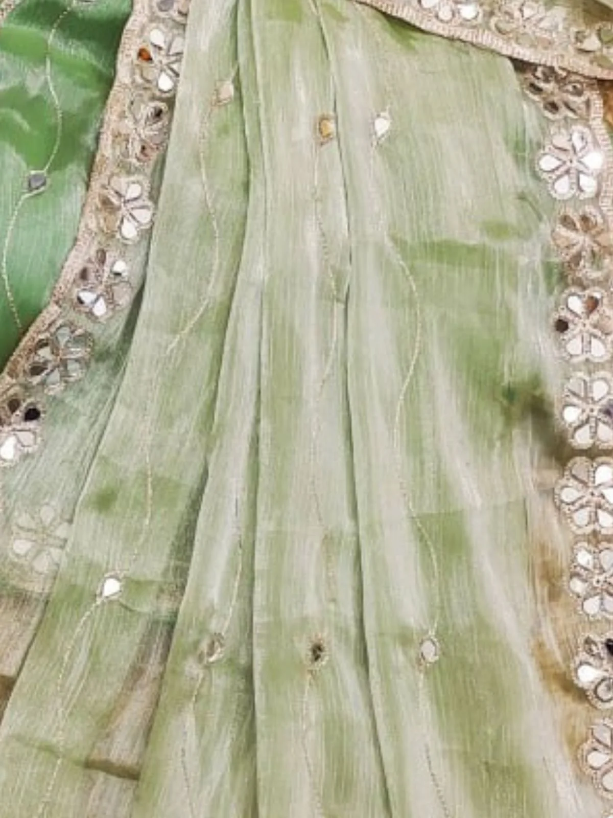 Odette Light Green Chiffon Embroidered Saree For Women - Image 3